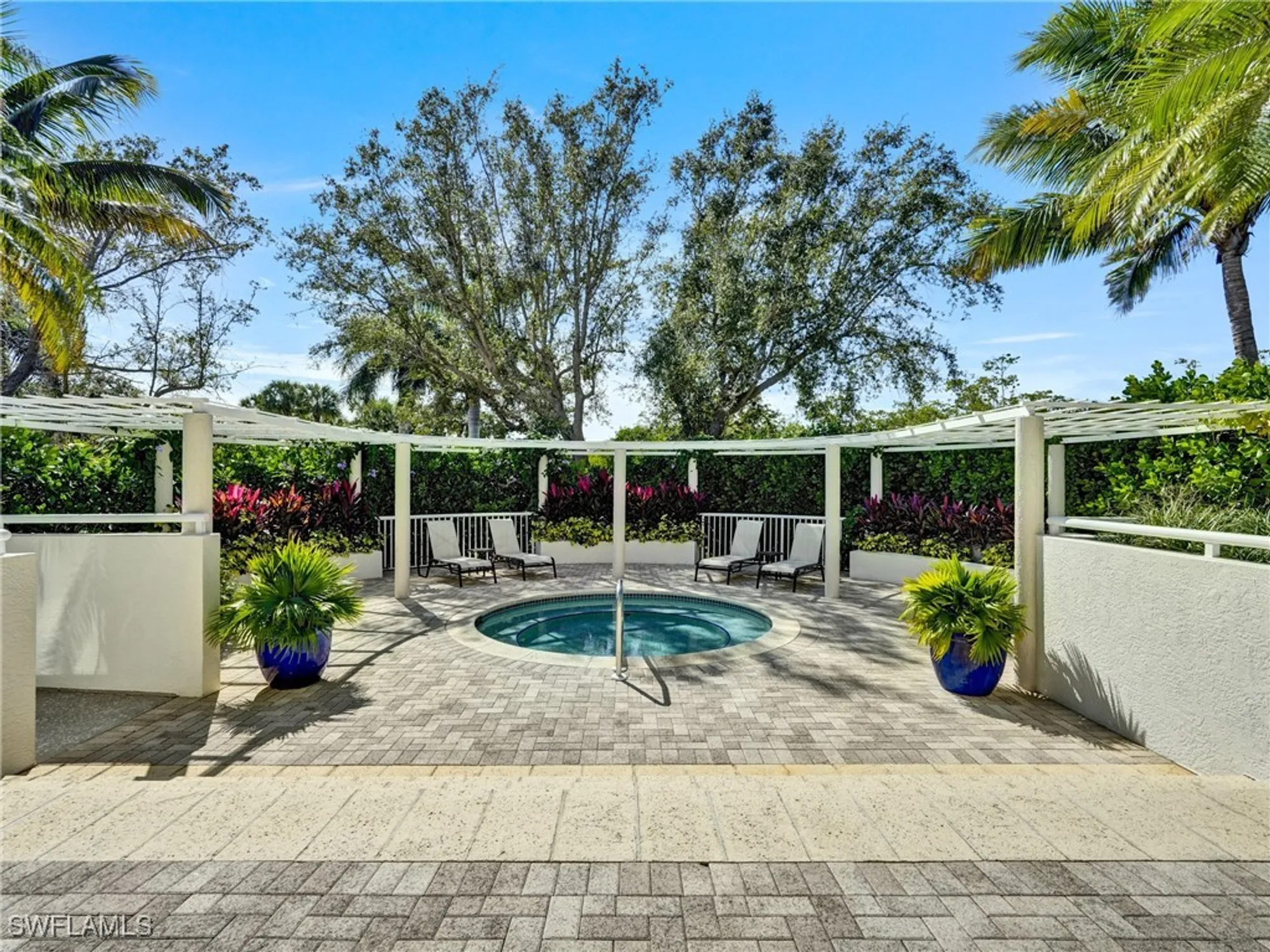 Property Slideshow image 16 of 28 | 6825 grenadier blvd 102, Naples, FL, 34108