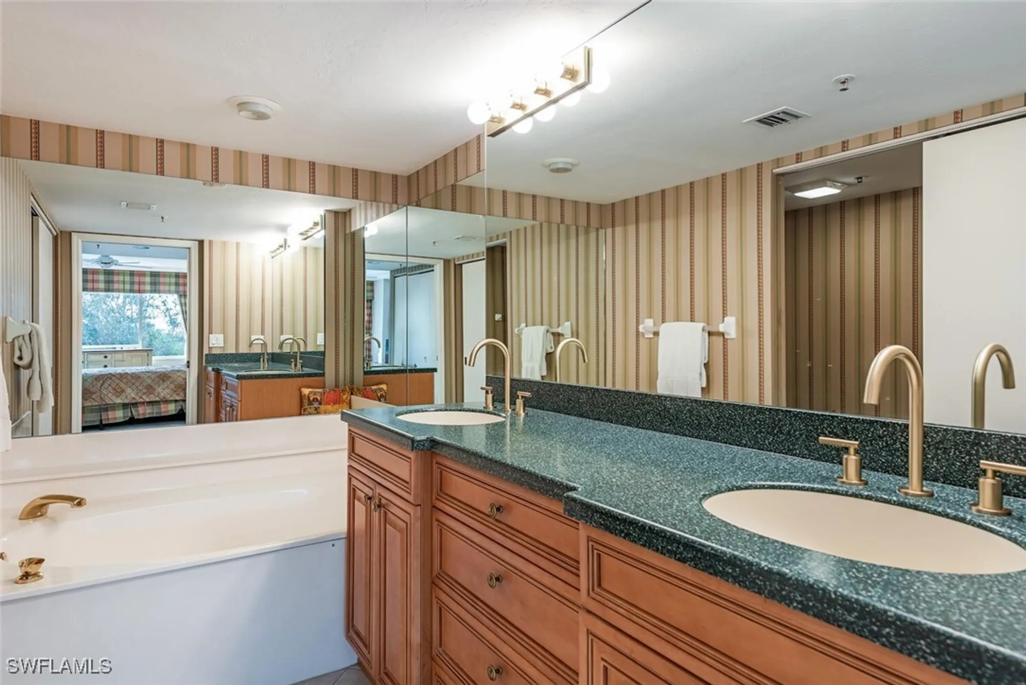 Property Slideshow image 8 of 28 | 6825 grenadier blvd 102, Naples, FL, 34108