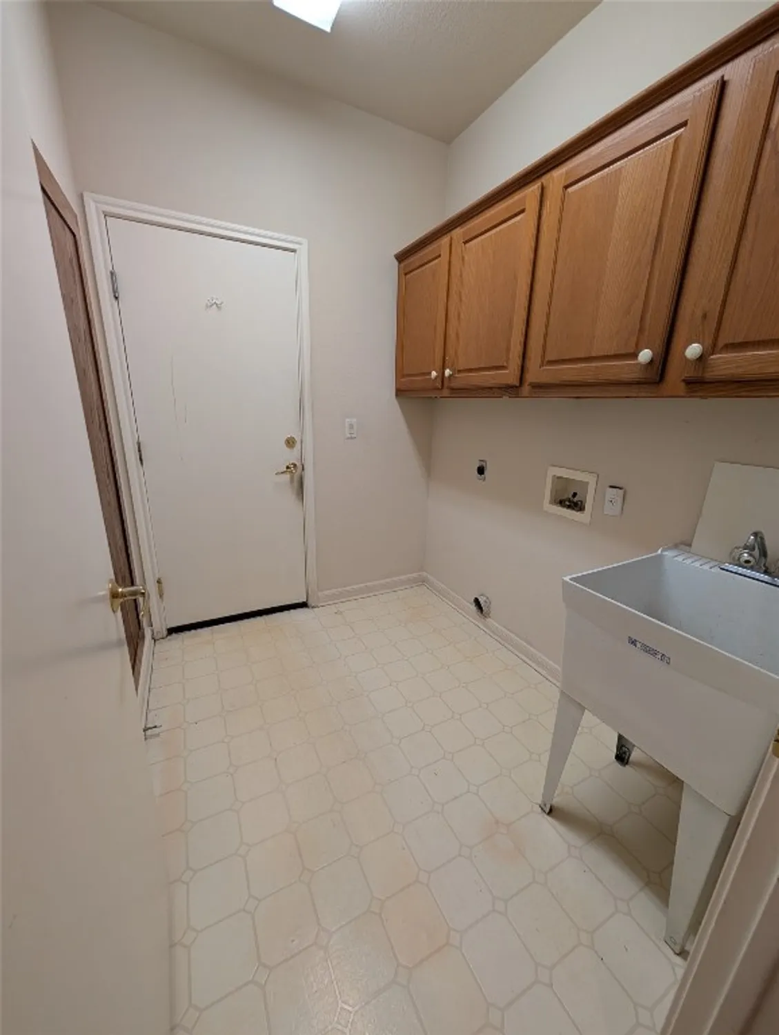 Property Slideshow image 10 of 19 | 108 bass st, Georgetown, TX, 78633