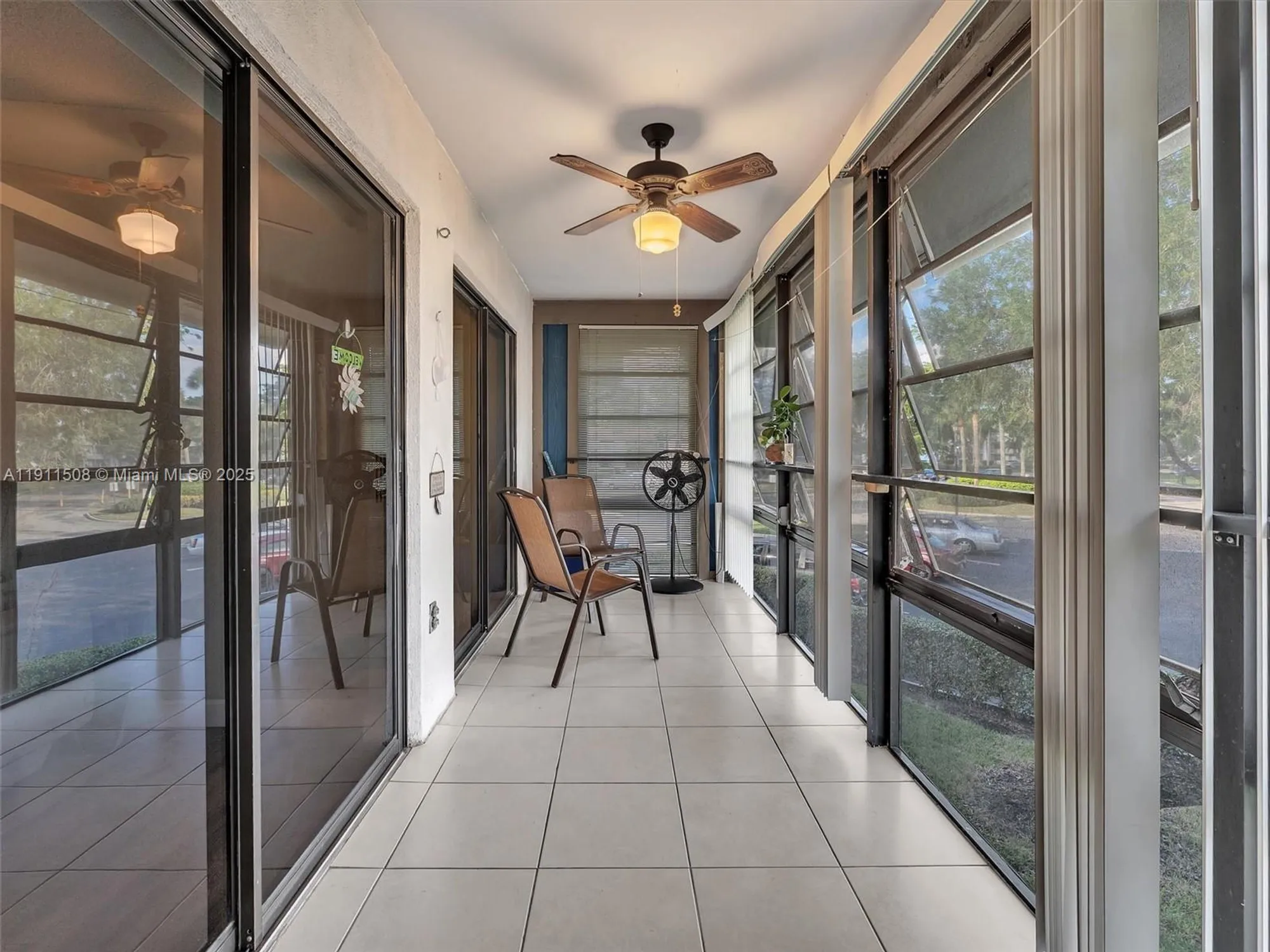 Property Slideshow image 18 of 28 | 10415 e clairmont cir # 212, Tamarac, FL, 33321