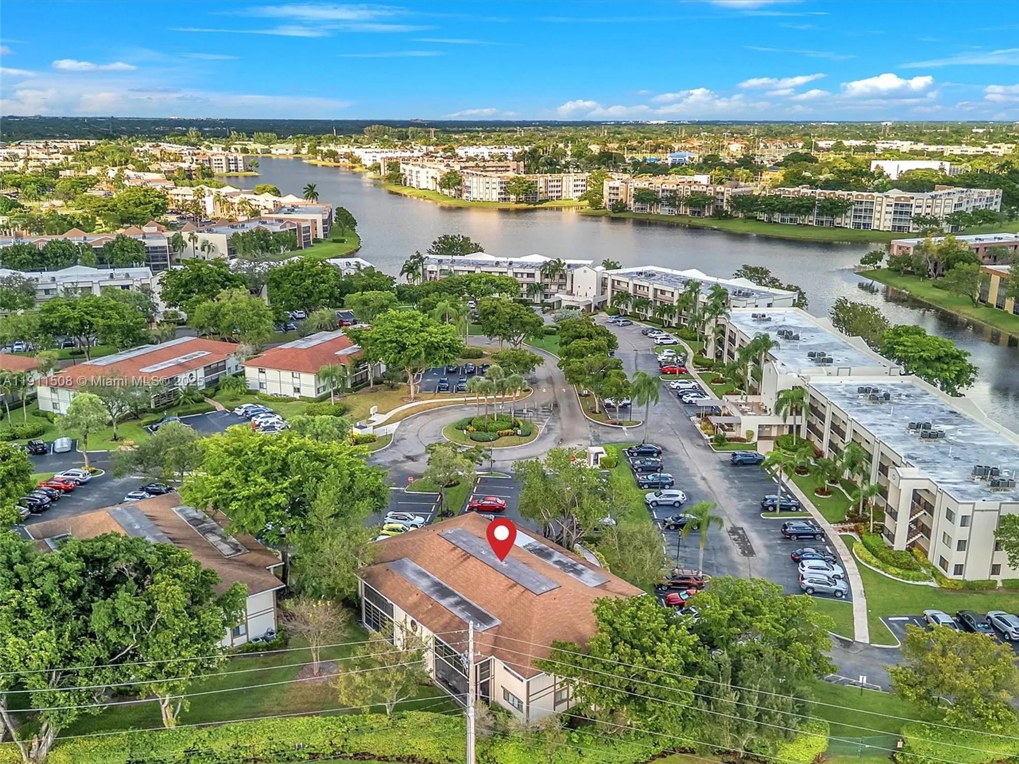 Property Slideshow image 23 of 28 | 10415 e clairmont cir # 212, Tamarac, FL, 33321