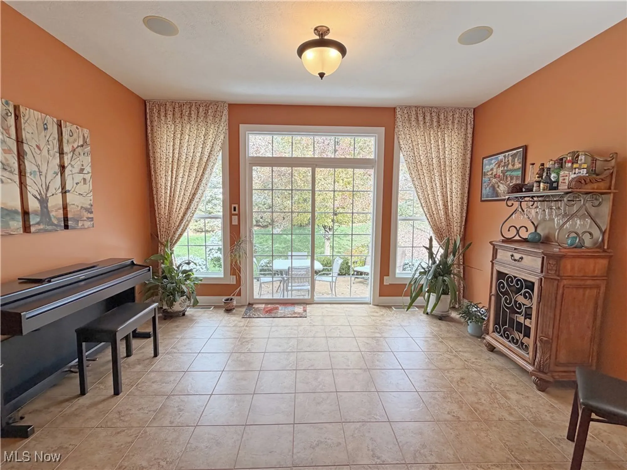 Property Slideshow image 9 of 23 | 8607 alexis dr, Macedonia, OH, 44056