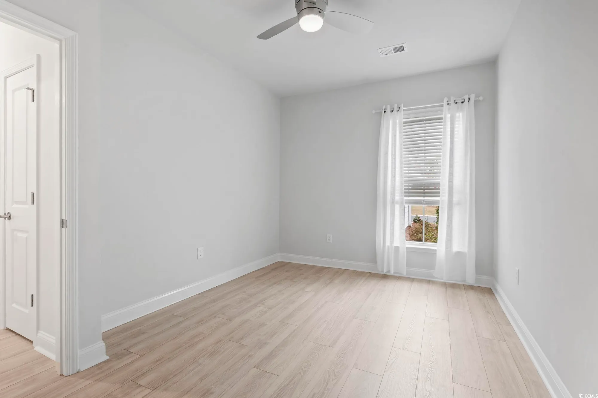 Property Slideshow image 10 of 25 | 6570 torino ln, Myrtle Beach, SC, 29572