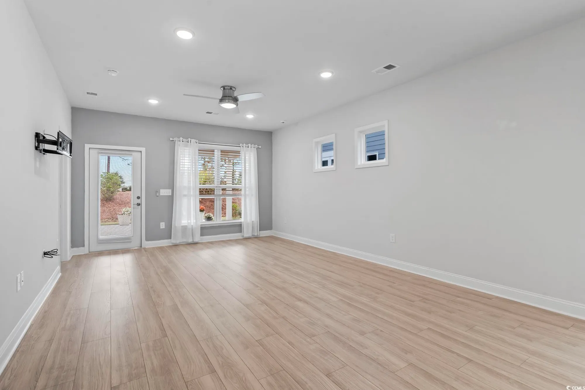 Property Slideshow image 3 of 25 | 6570 torino ln, Myrtle Beach, SC, 29572