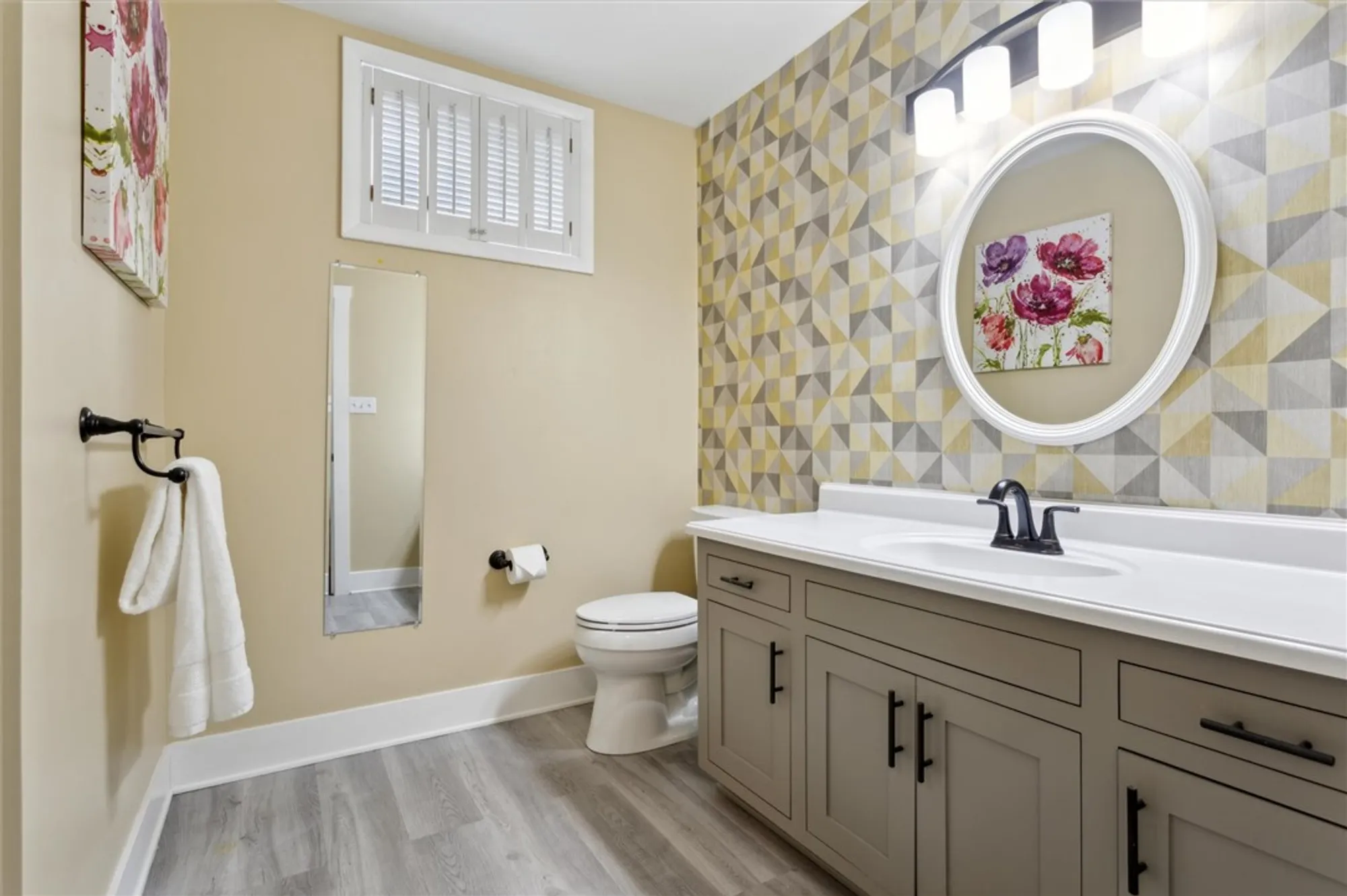 Property Slideshow image 34 of 48 | 24 mile crse, Williamsburg, VA, 23185