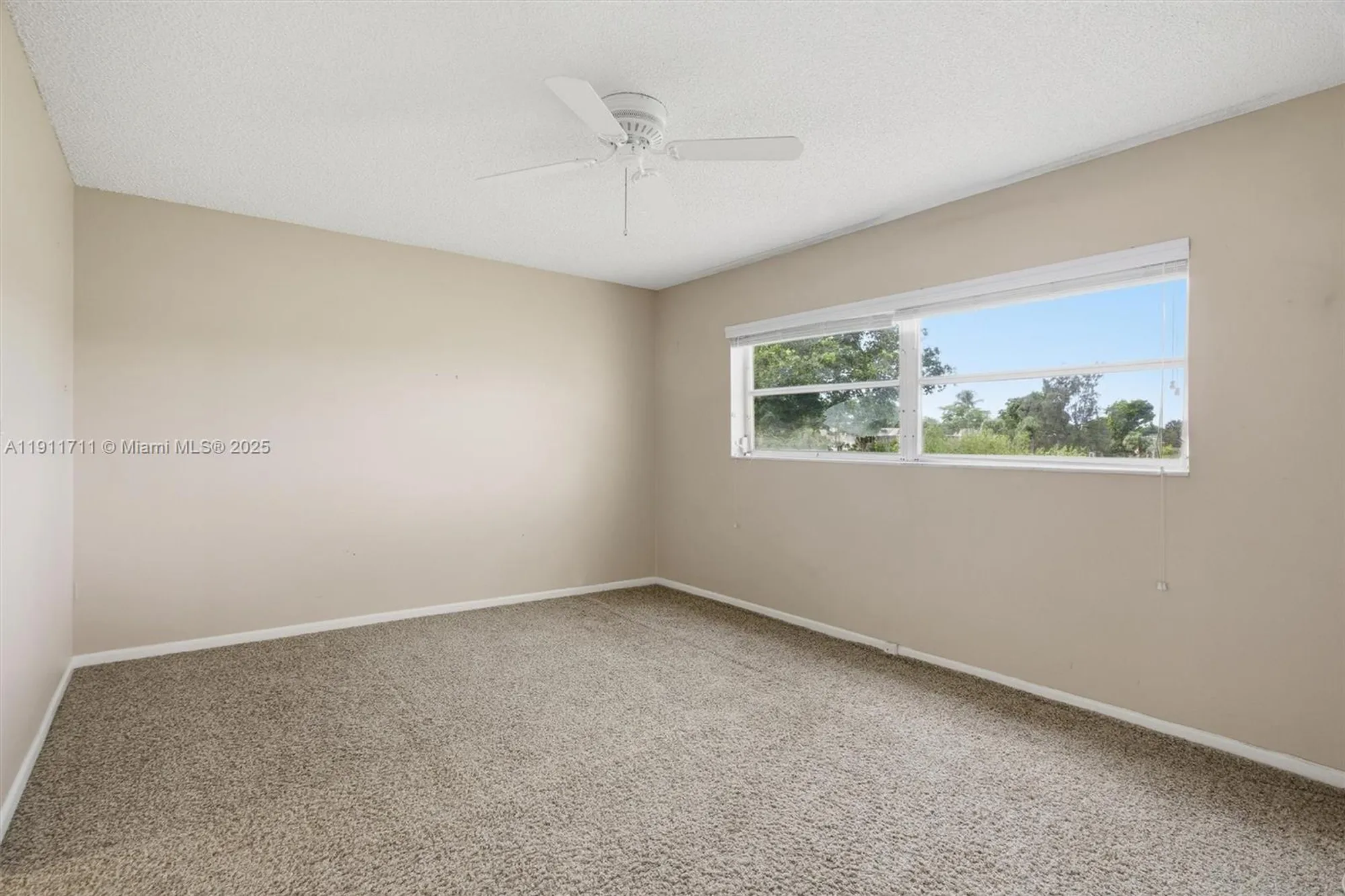 Property Slideshow image 17 of 34 | 1035 country club dr 208, Margate, FL, 33063