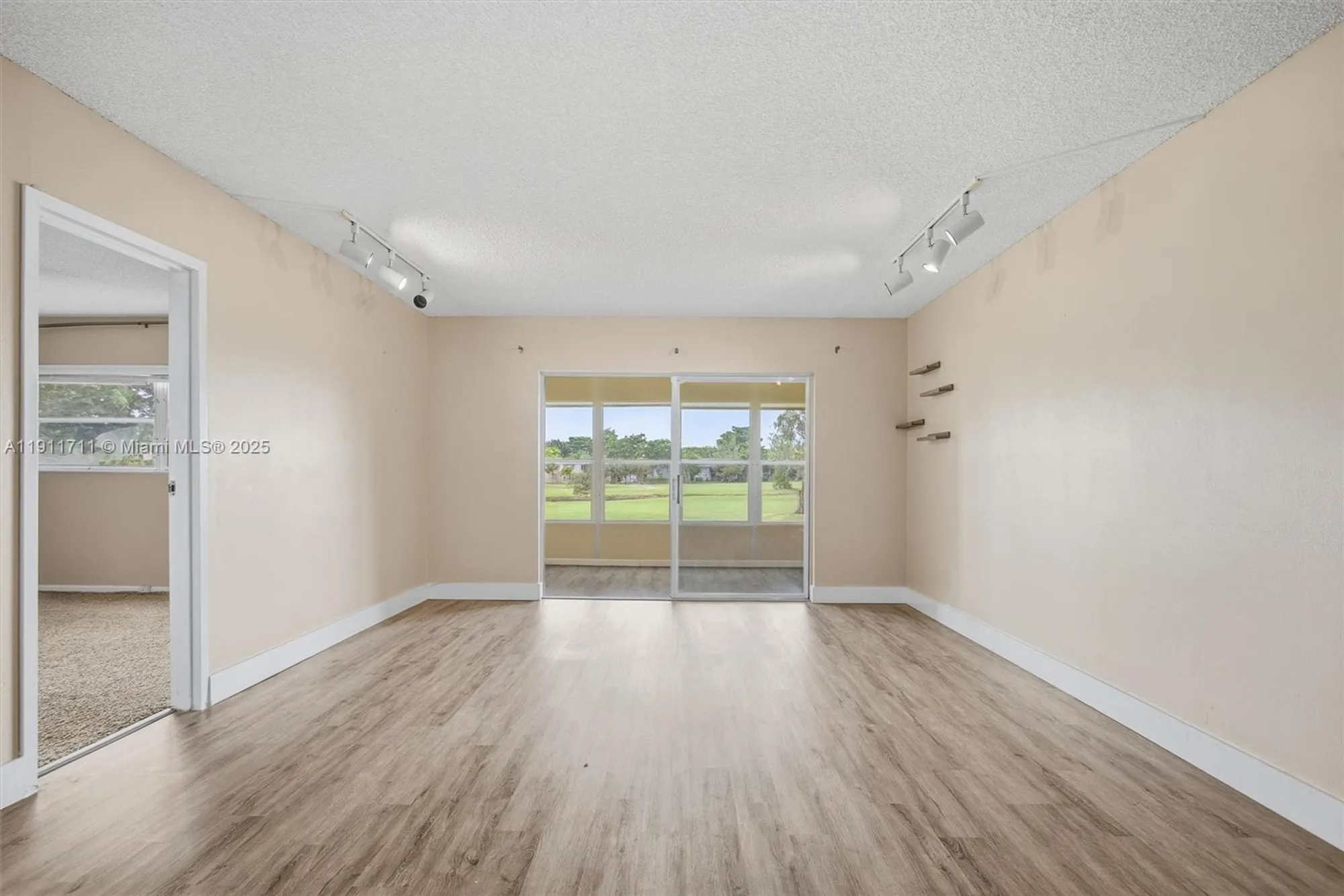 Property Slideshow image 7 of 34 | 1035 country club dr 208, Margate, FL, 33063