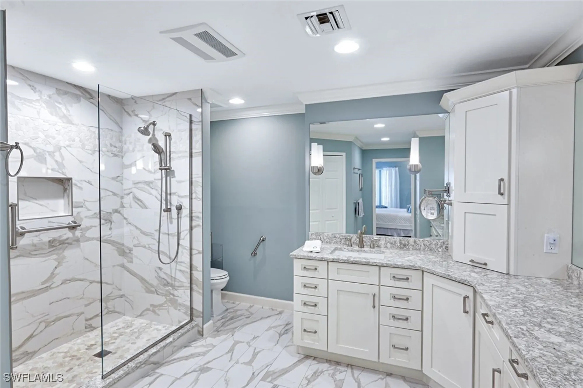 Property Slideshow image 22 of 50 | 3153 greenflower ct, Bonita Springs, FL, 34134