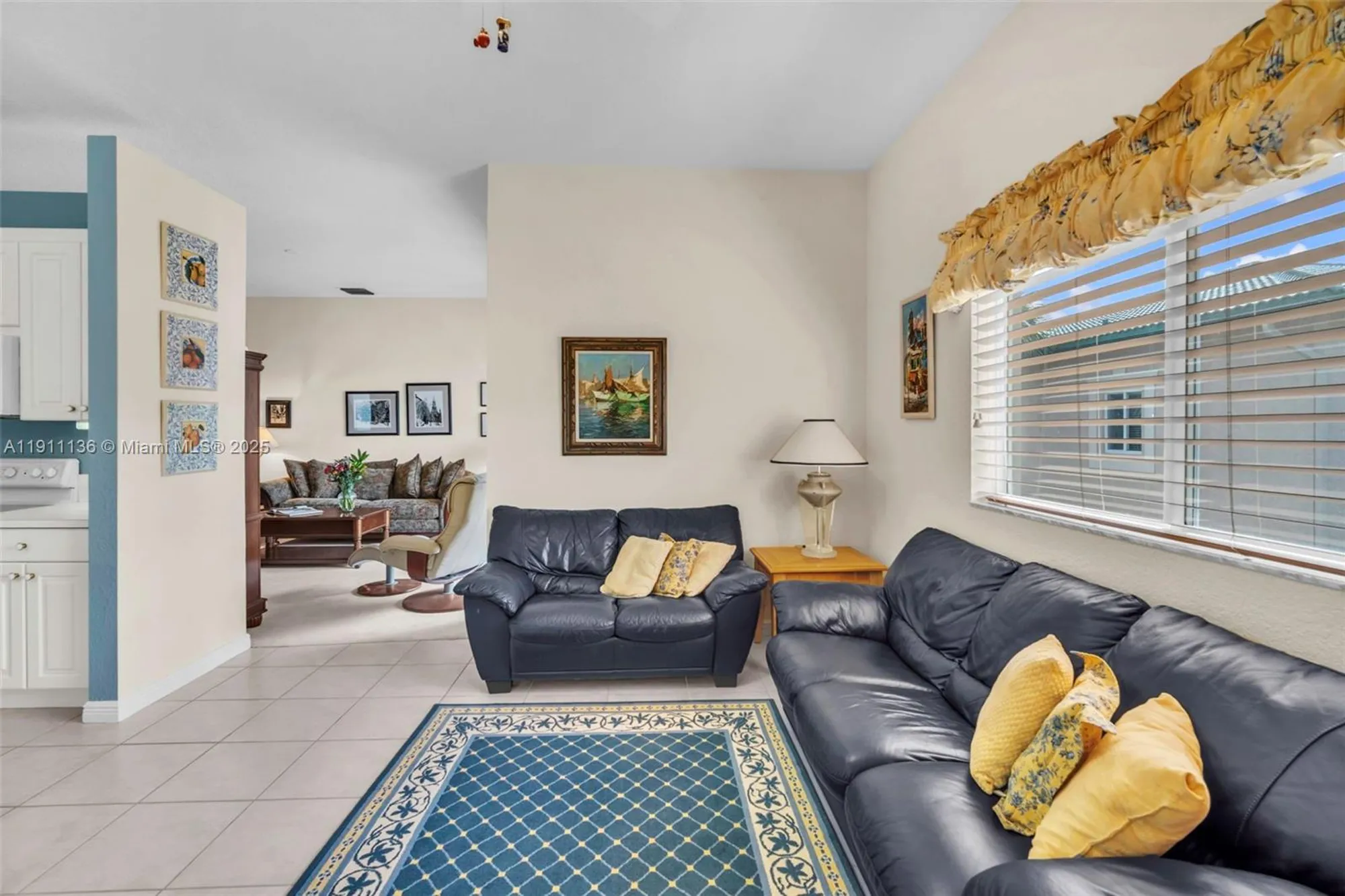 Property Slideshow image 10 of 55 | 7921 exeter blvd 202, Tamarac, FL, 33321