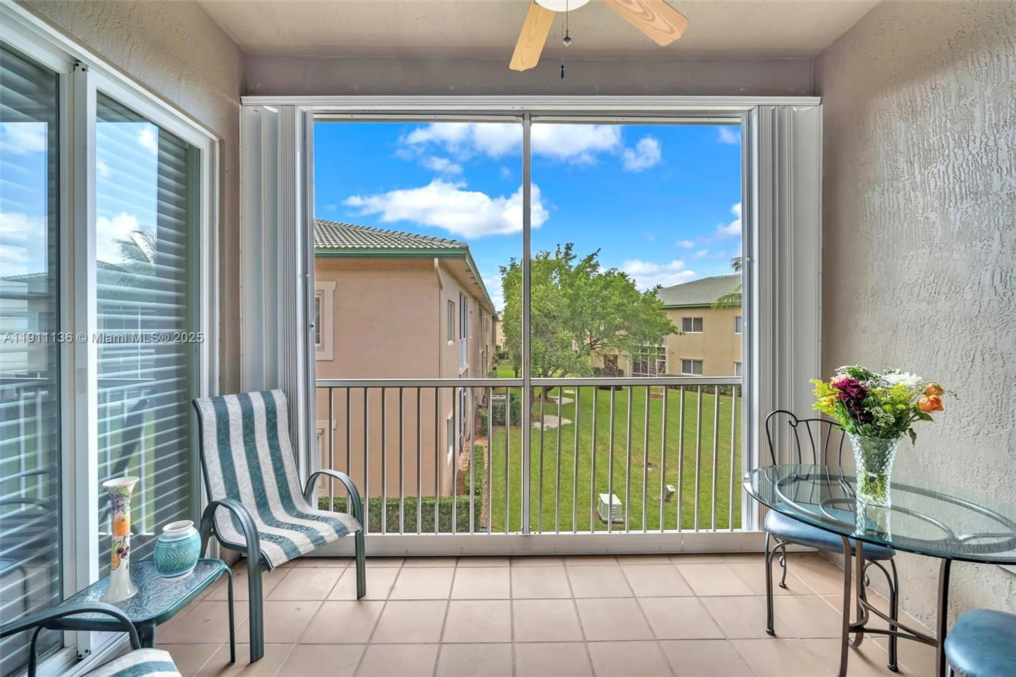 Property Slideshow image 32 of 55 | 7921 exeter blvd 202, Tamarac, FL, 33321
