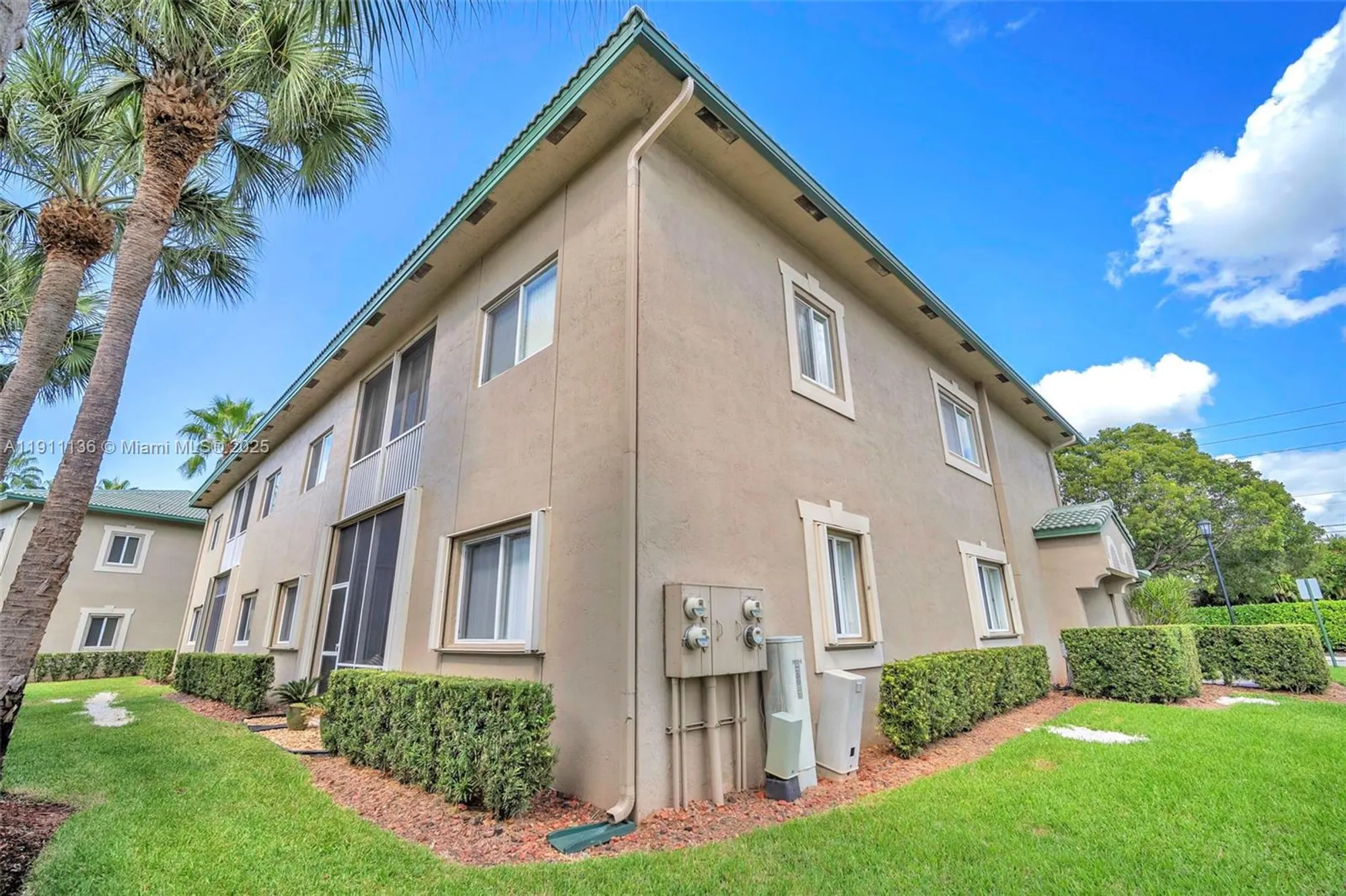 Property Slideshow image 45 of 55 | 7921 exeter blvd 202, Tamarac, FL, 33321