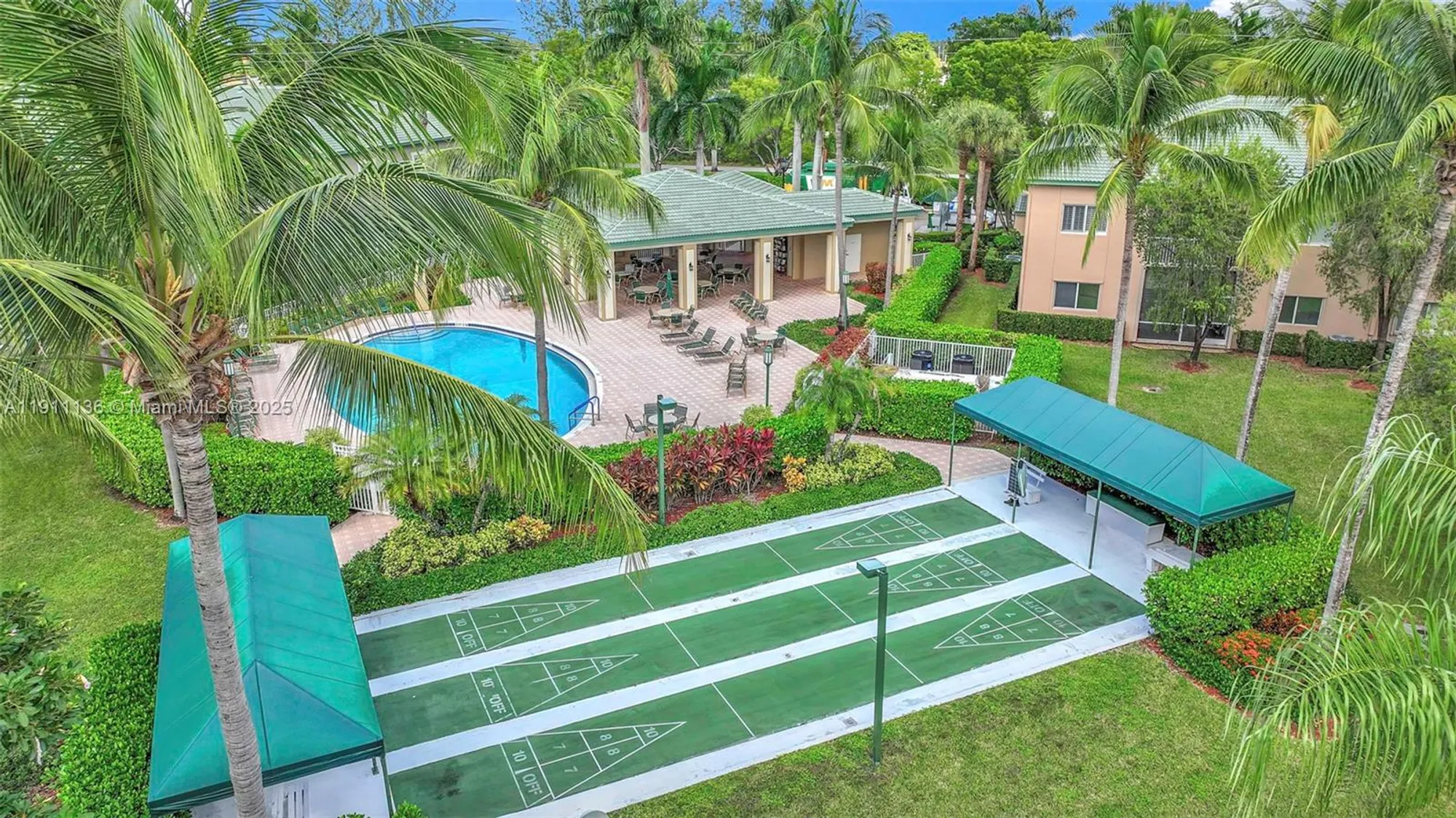 Property Slideshow image 40 of 55 | 7921 exeter blvd 202, Tamarac, FL, 33321