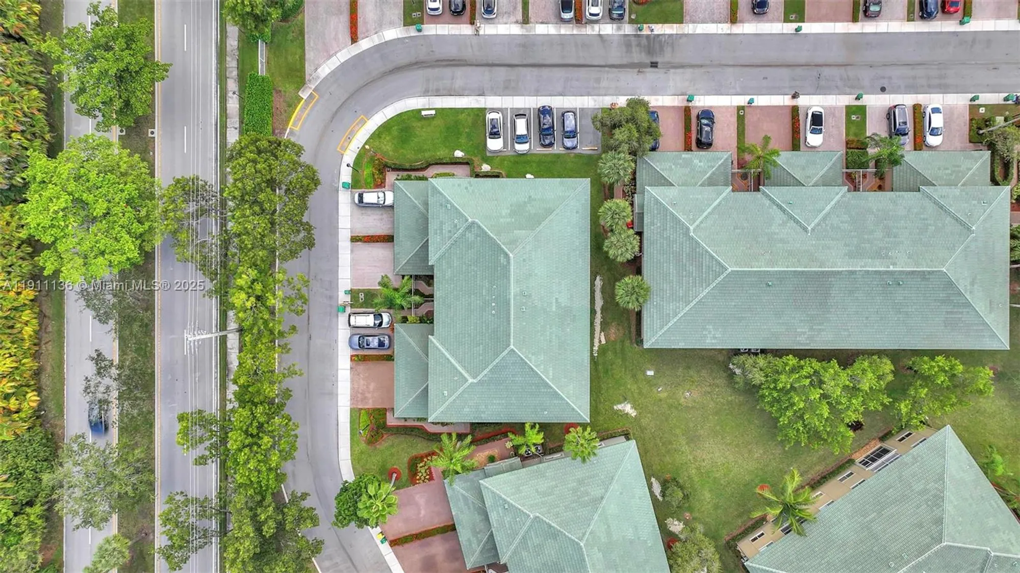 Property Slideshow image 51 of 55 | 7921 exeter blvd 202, Tamarac, FL, 33321