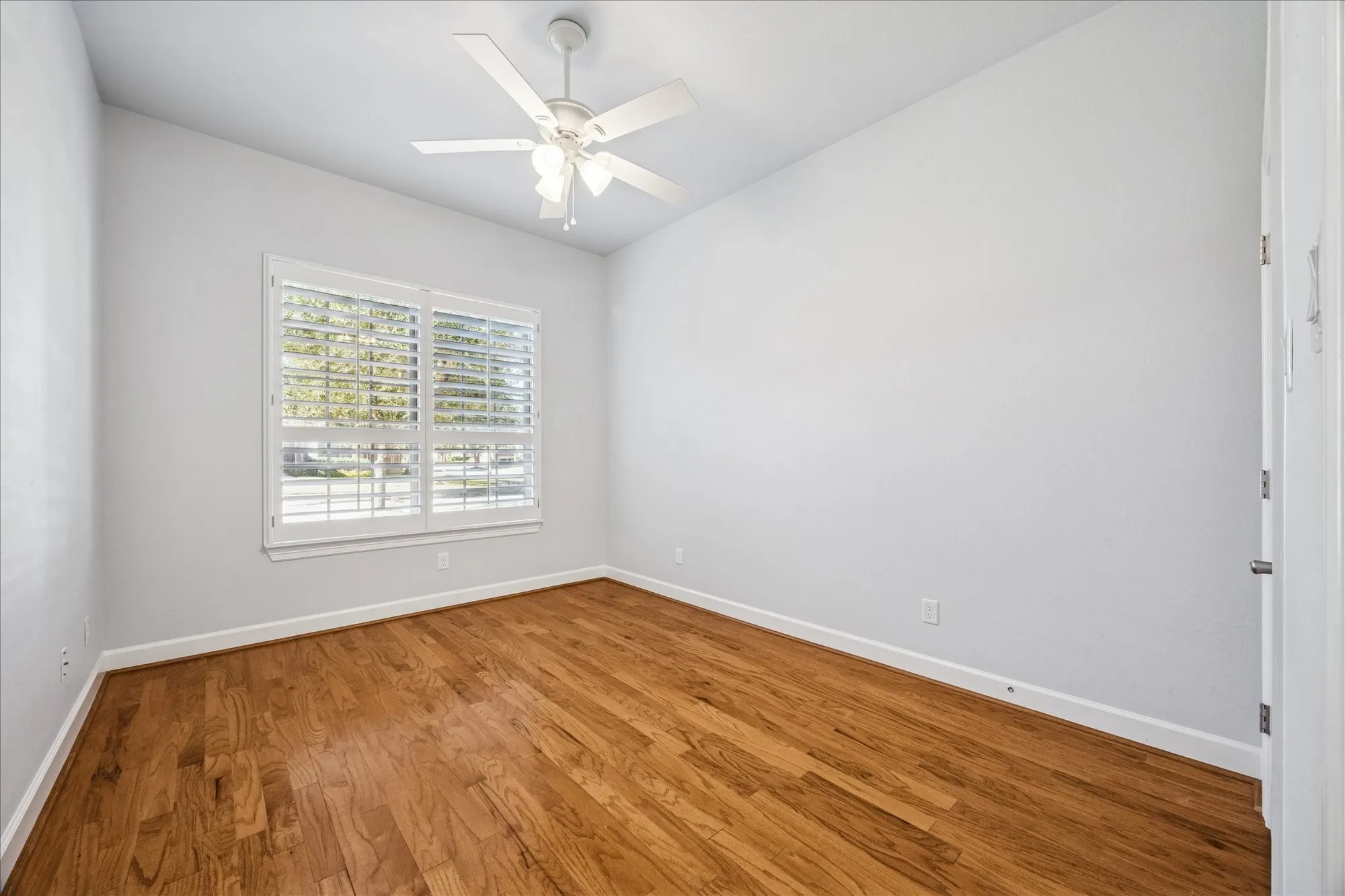 Property Slideshow image 16 of 26 | 1668 cecina st, League City, TX, 77573