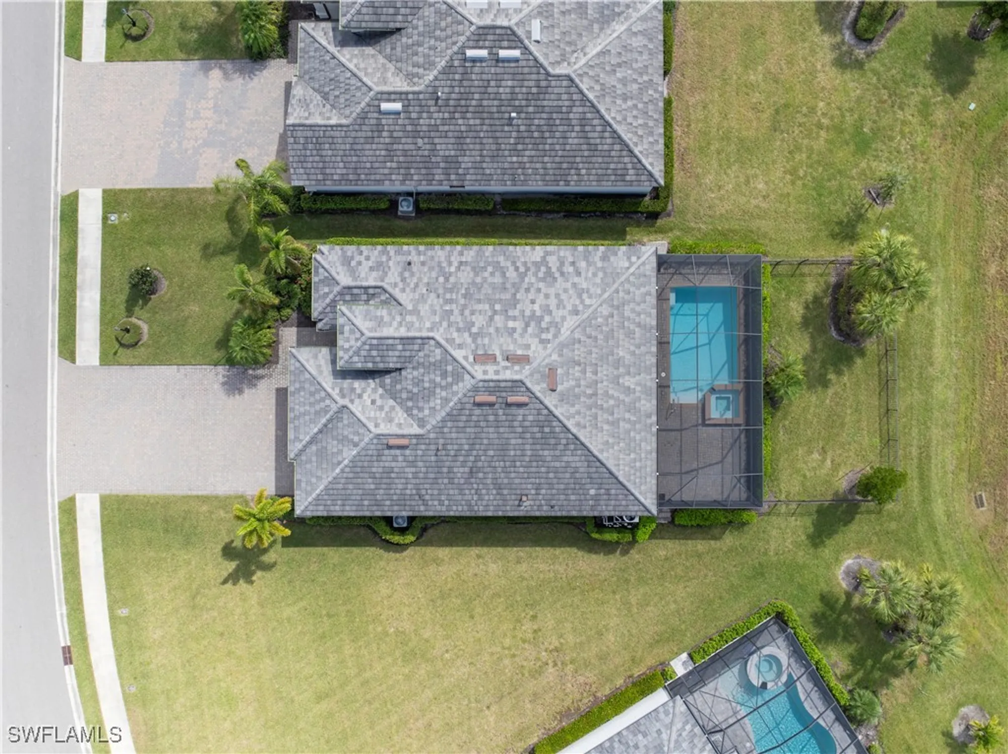 Property Slideshow image 19 of 30 | 17661 kinzie ln, Estero, FL, 33928