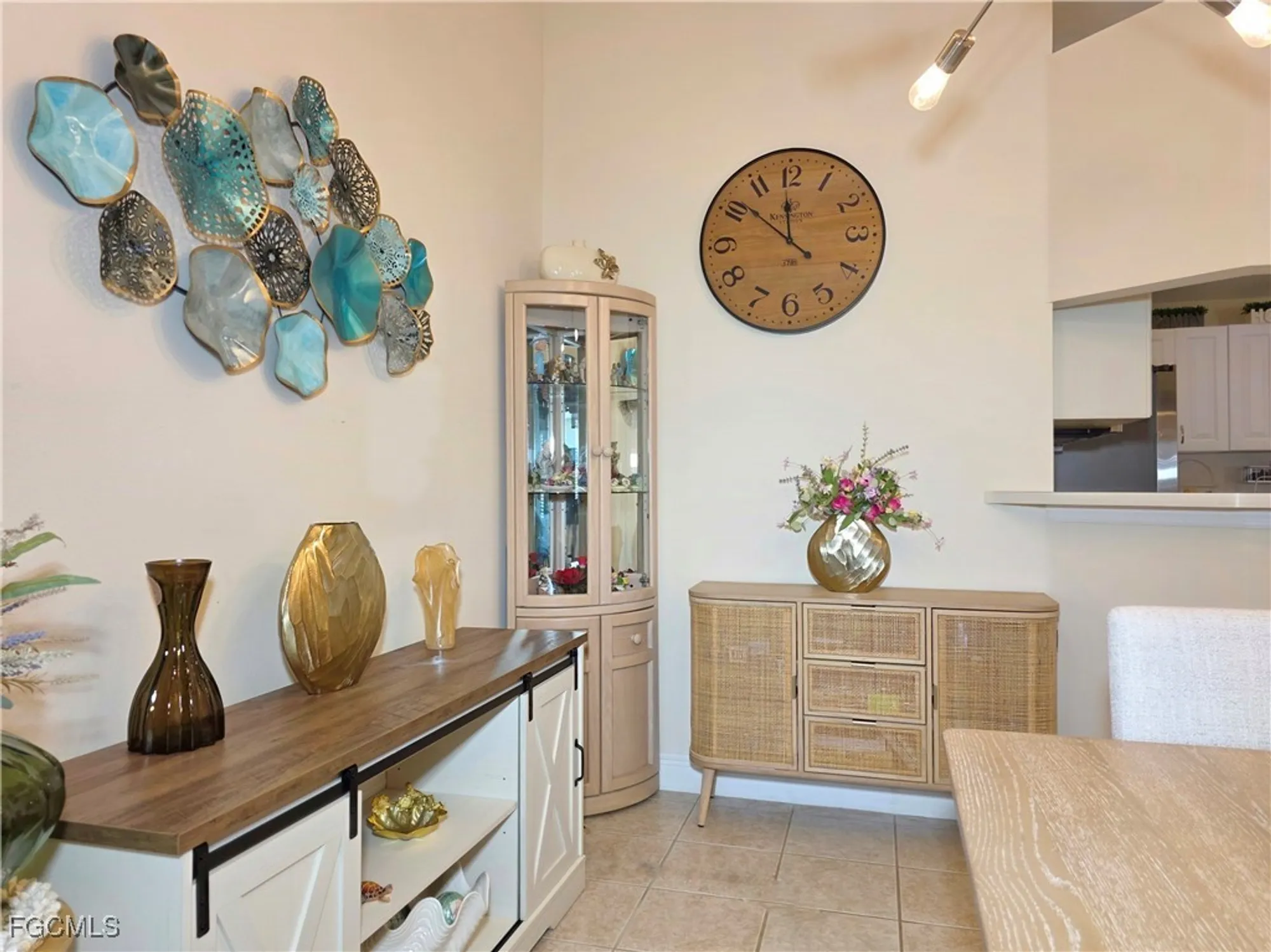 Property Slideshow image 14 of 36 | 2305 summersweet dr, Alva, FL, 33920