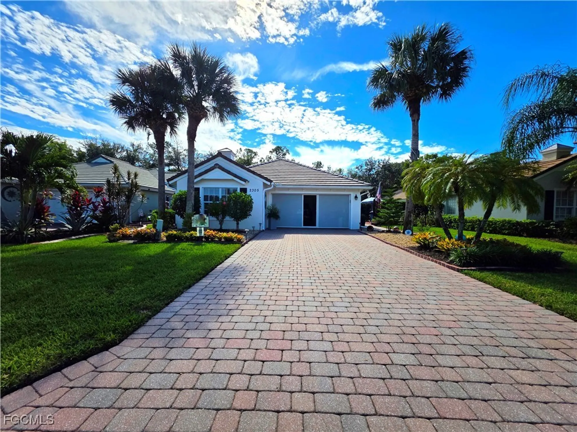 Property Slideshow image 35 of 36 | 2305 summersweet dr, Alva, FL, 33920