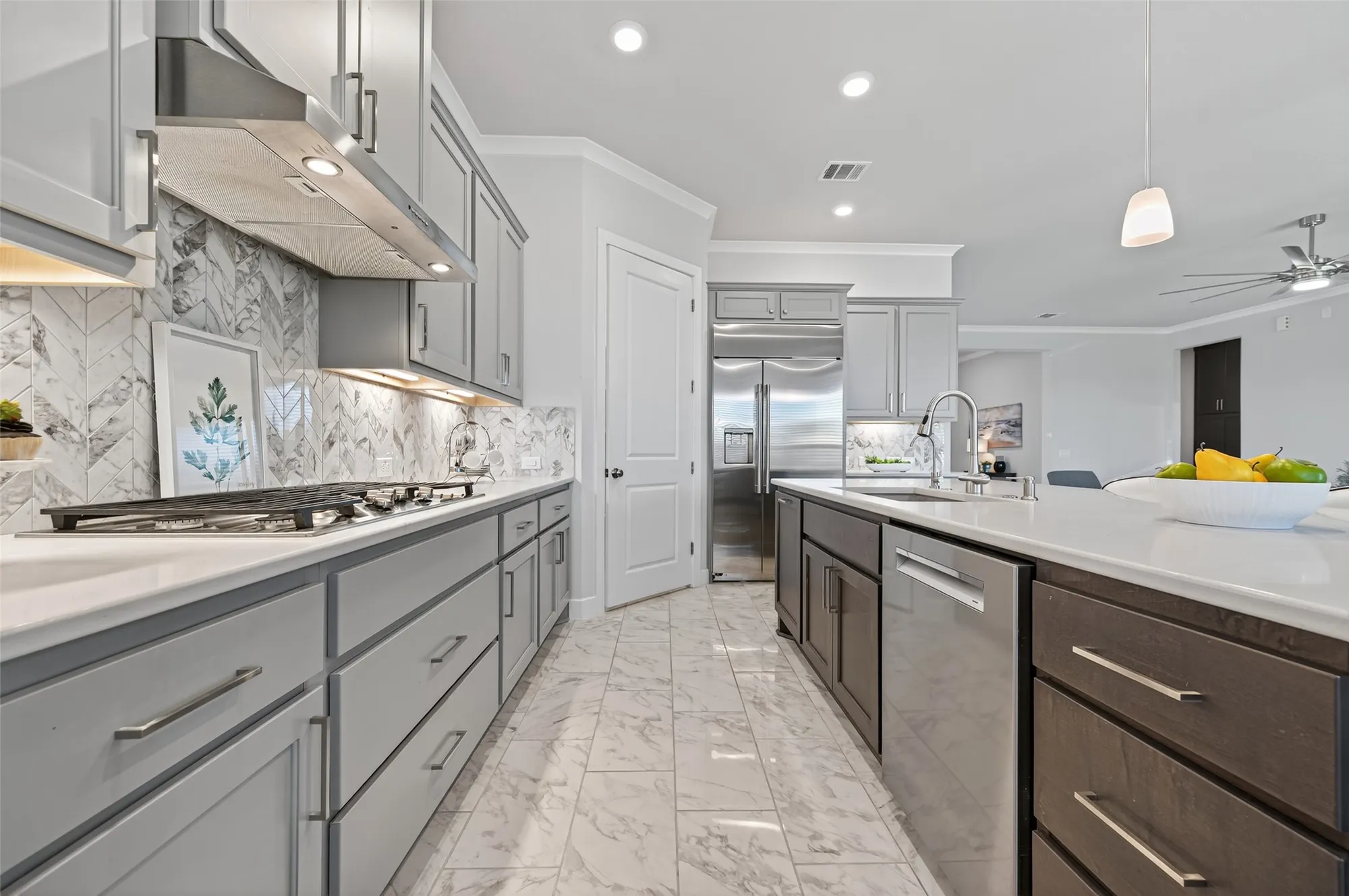 Property Slideshow image 11 of 41 | 28939 shady grove ln, Fulshear, TX, 77441