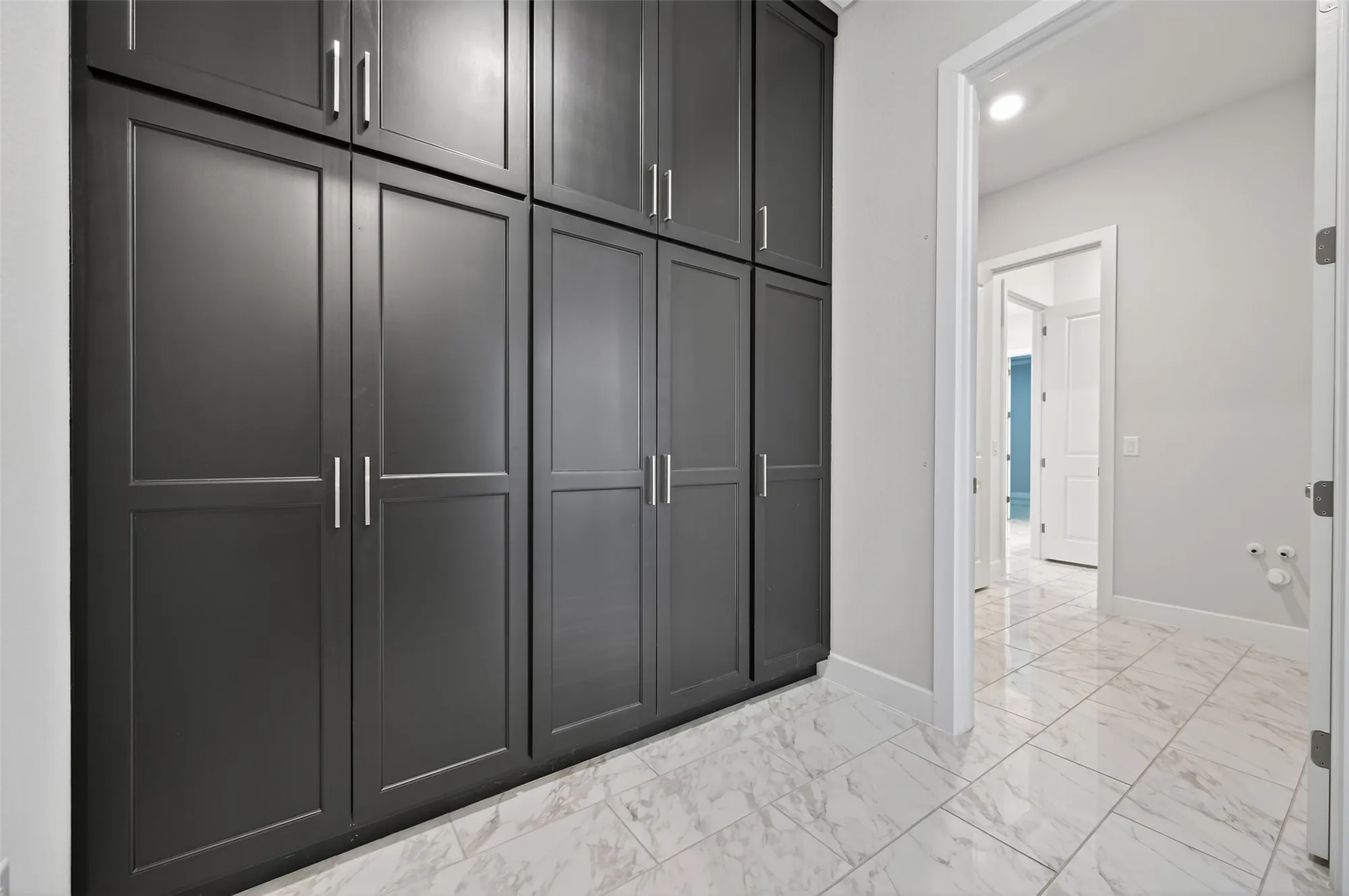 Property Slideshow image 13 of 41 | 28939 shady grove ln, Fulshear, TX, 77441