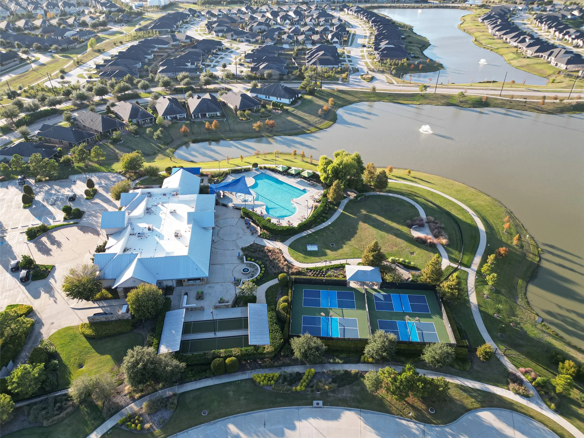 Property Slideshow image 29 of 41 | 28939 shady grove ln, Fulshear, TX, 77441