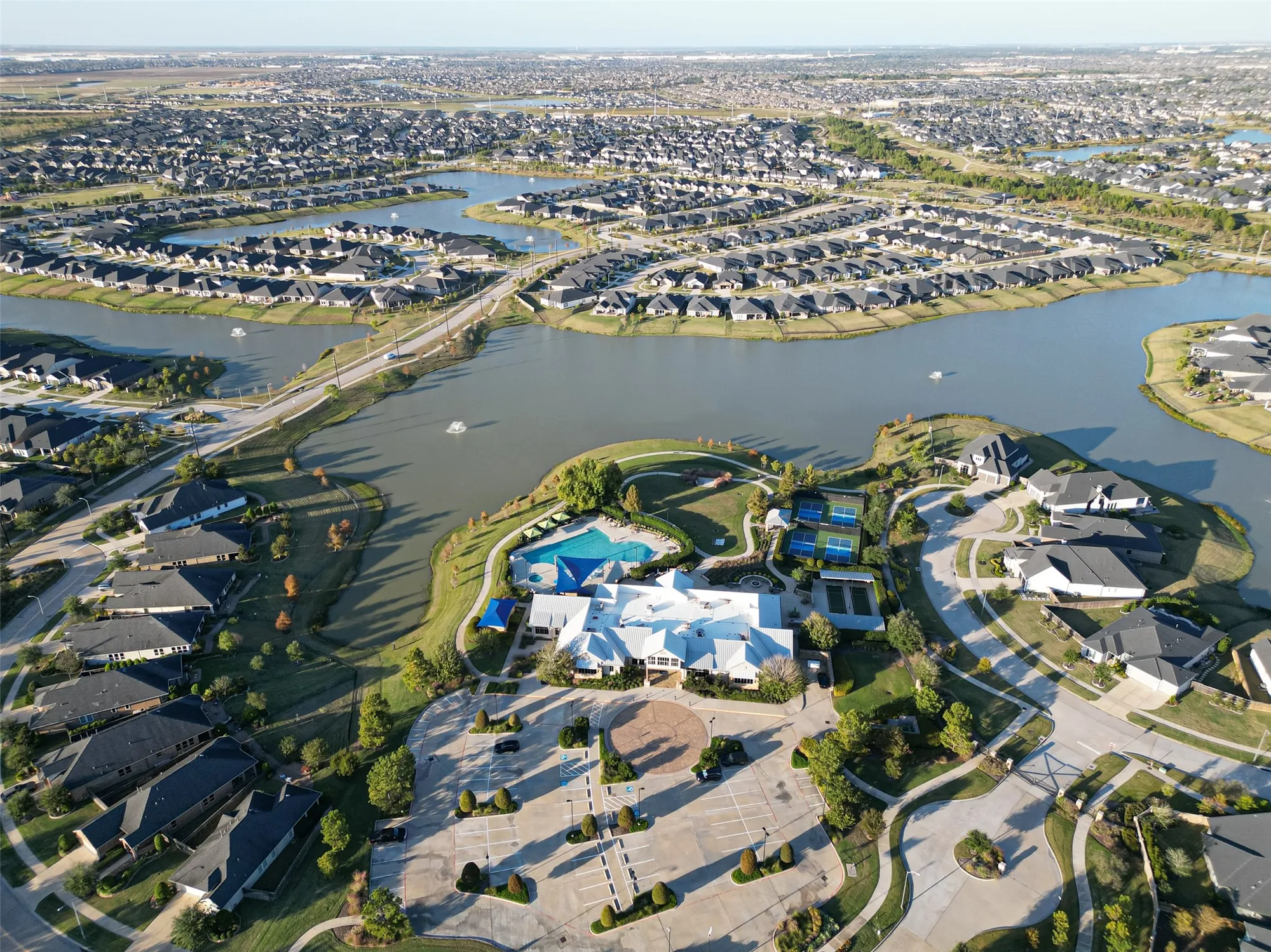 Property Slideshow image 30 of 41 | 28939 shady grove ln, Fulshear, TX, 77441