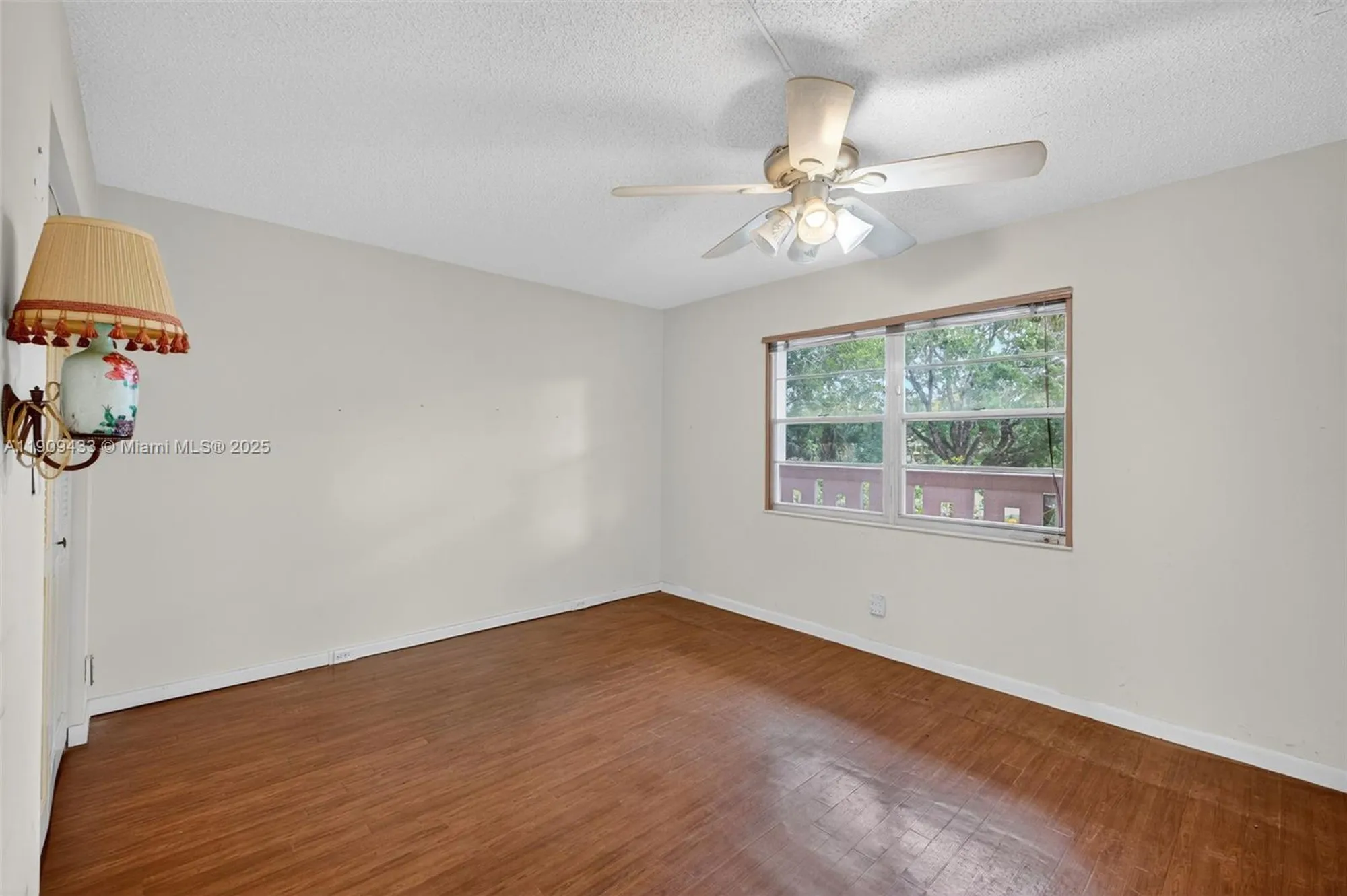 Property Slideshow image 24 of 49 | 2005 granada dr n2, Coconut Creek, FL, 33066