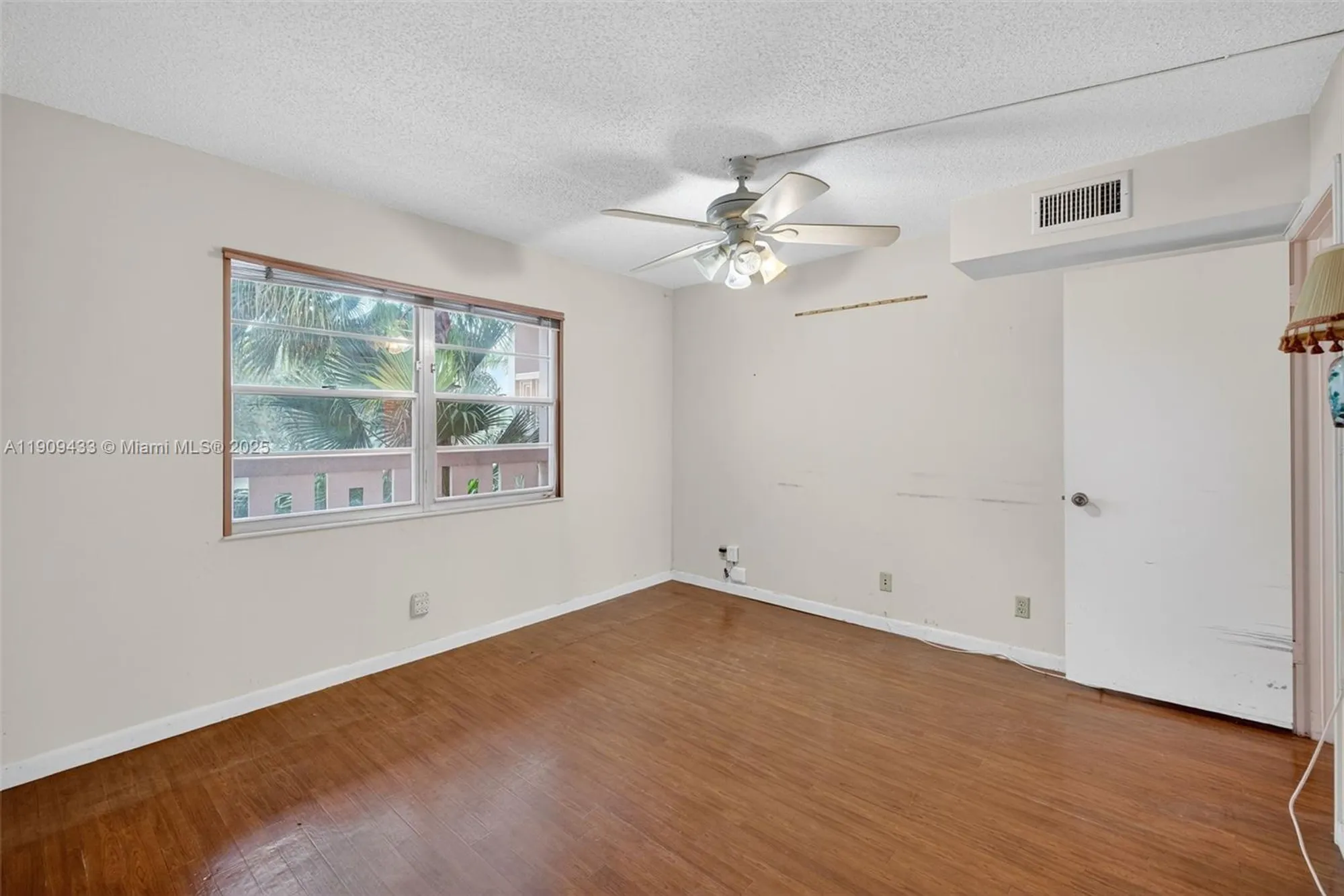 Property Slideshow image 25 of 49 | 2005 granada dr n2, Coconut Creek, FL, 33066