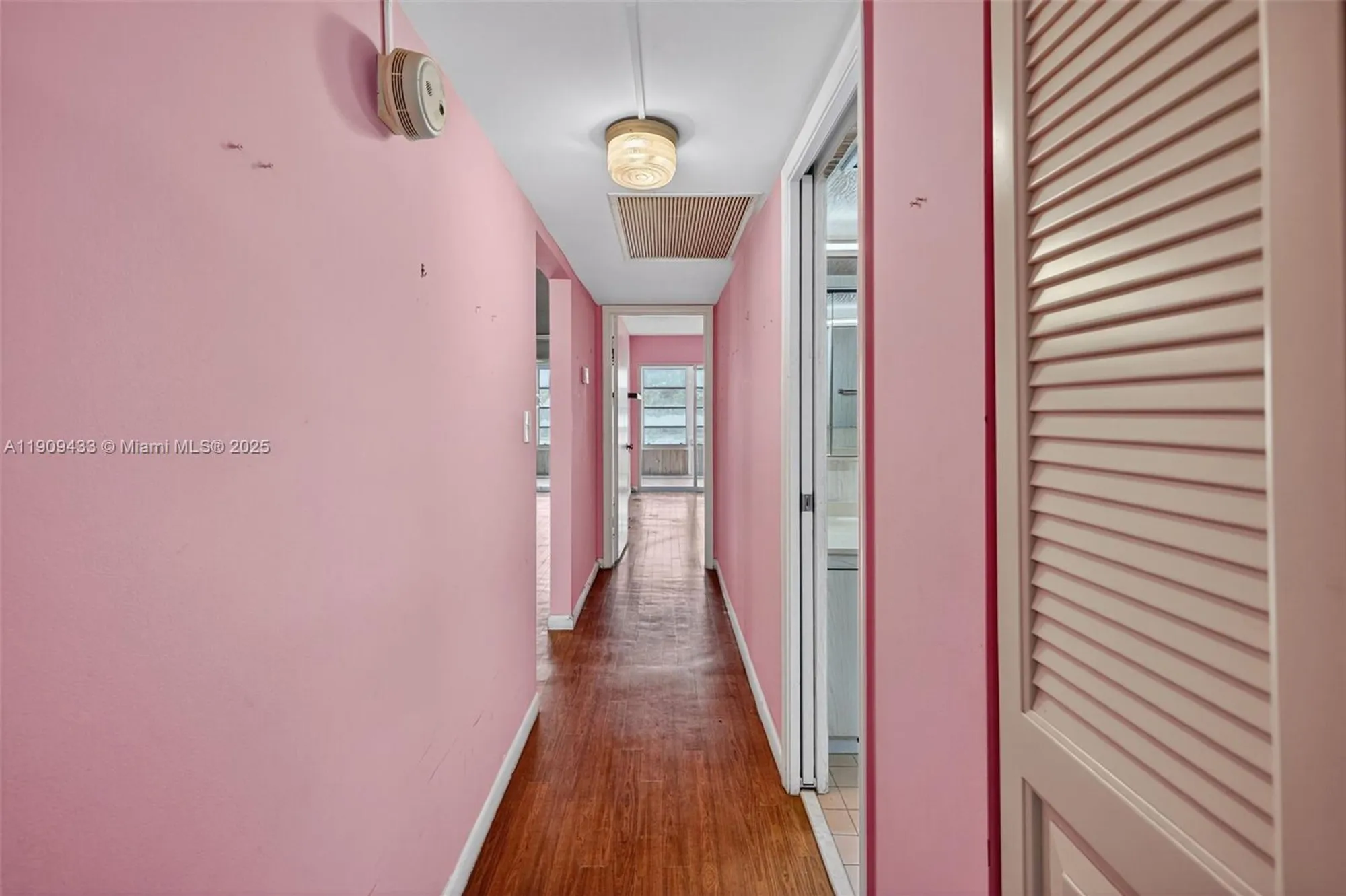 Property Slideshow image 27 of 49 | 2005 granada dr n2, Coconut Creek, FL, 33066