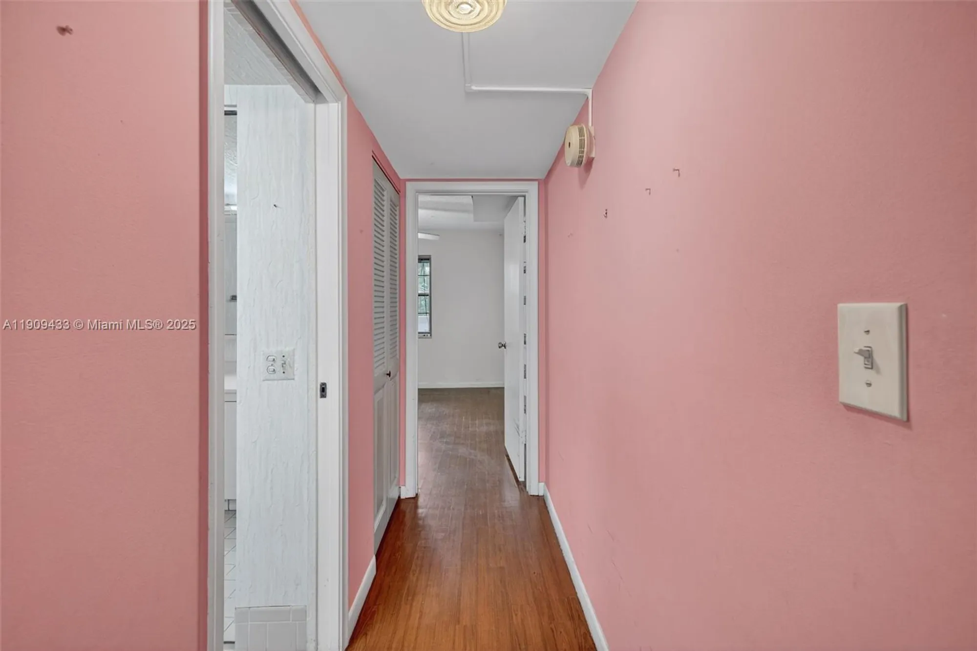 Property Slideshow image 23 of 49 | 2005 granada dr n2, Coconut Creek, FL, 33066