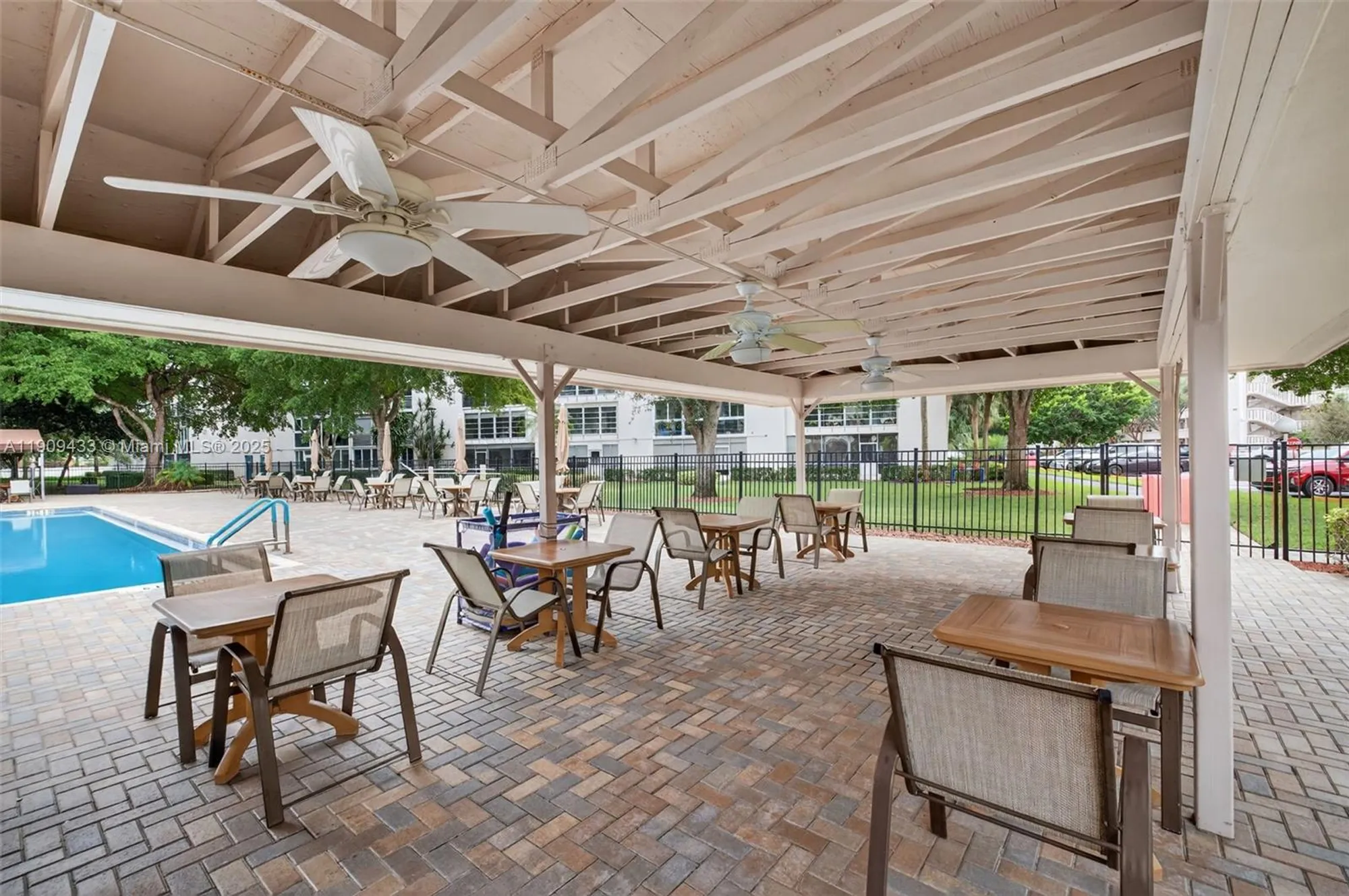 Property Slideshow image 34 of 49 | 2005 granada dr n2, Coconut Creek, FL, 33066