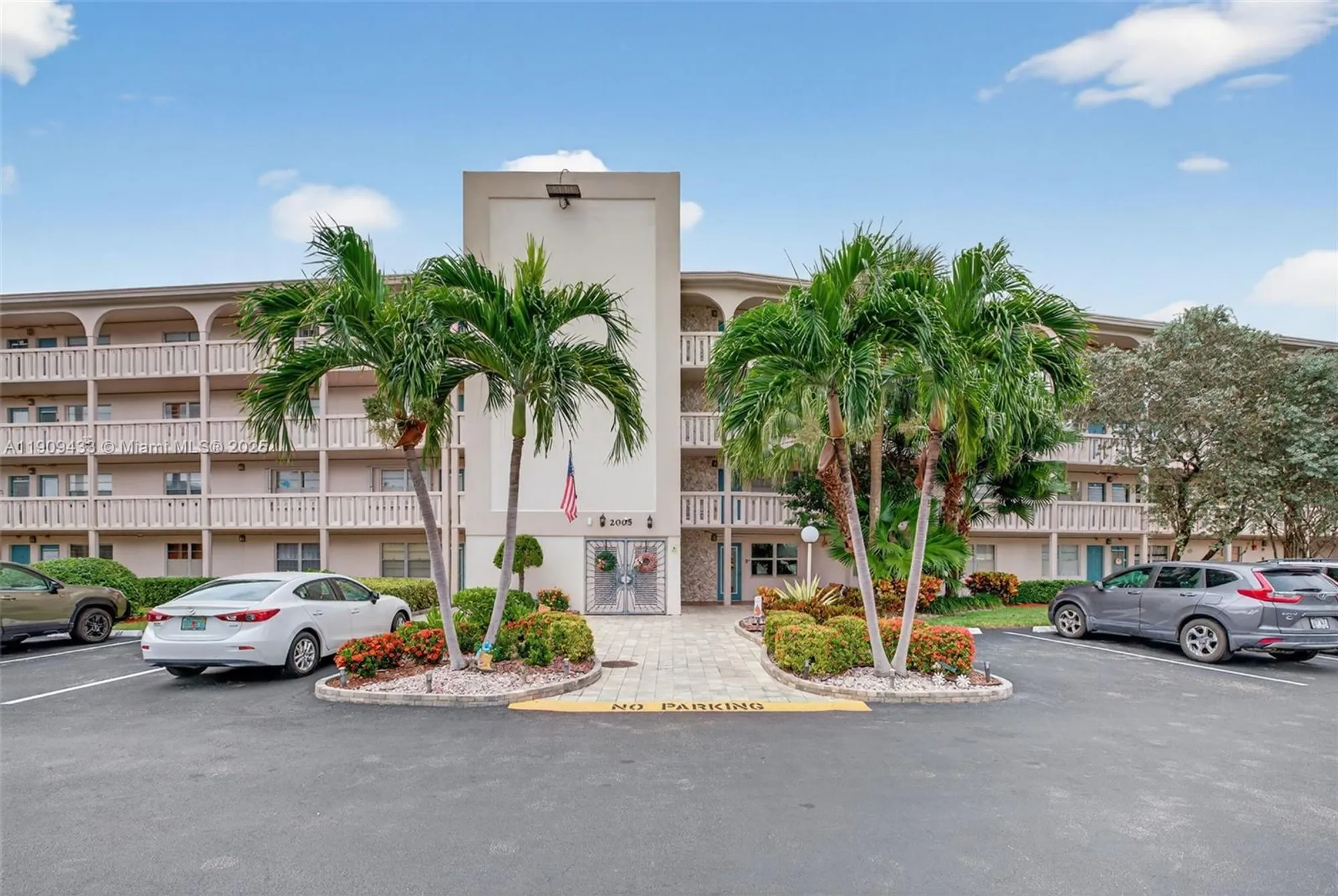 Property Slideshow image 36 of 49 | 2005 granada dr n2, Coconut Creek, FL, 33066