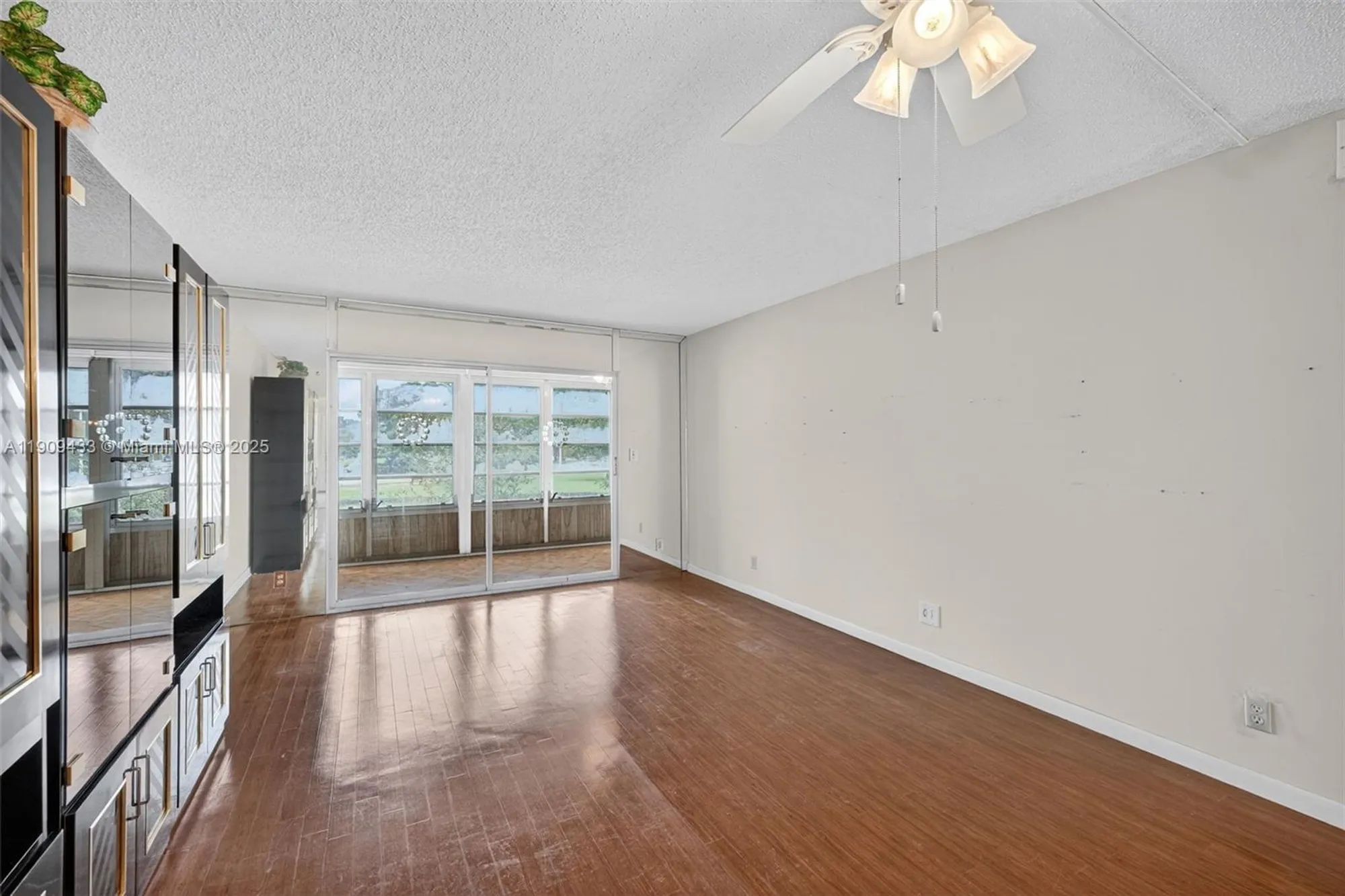 Property Slideshow image 6 of 49 | 2005 granada dr n2, Coconut Creek, FL, 33066