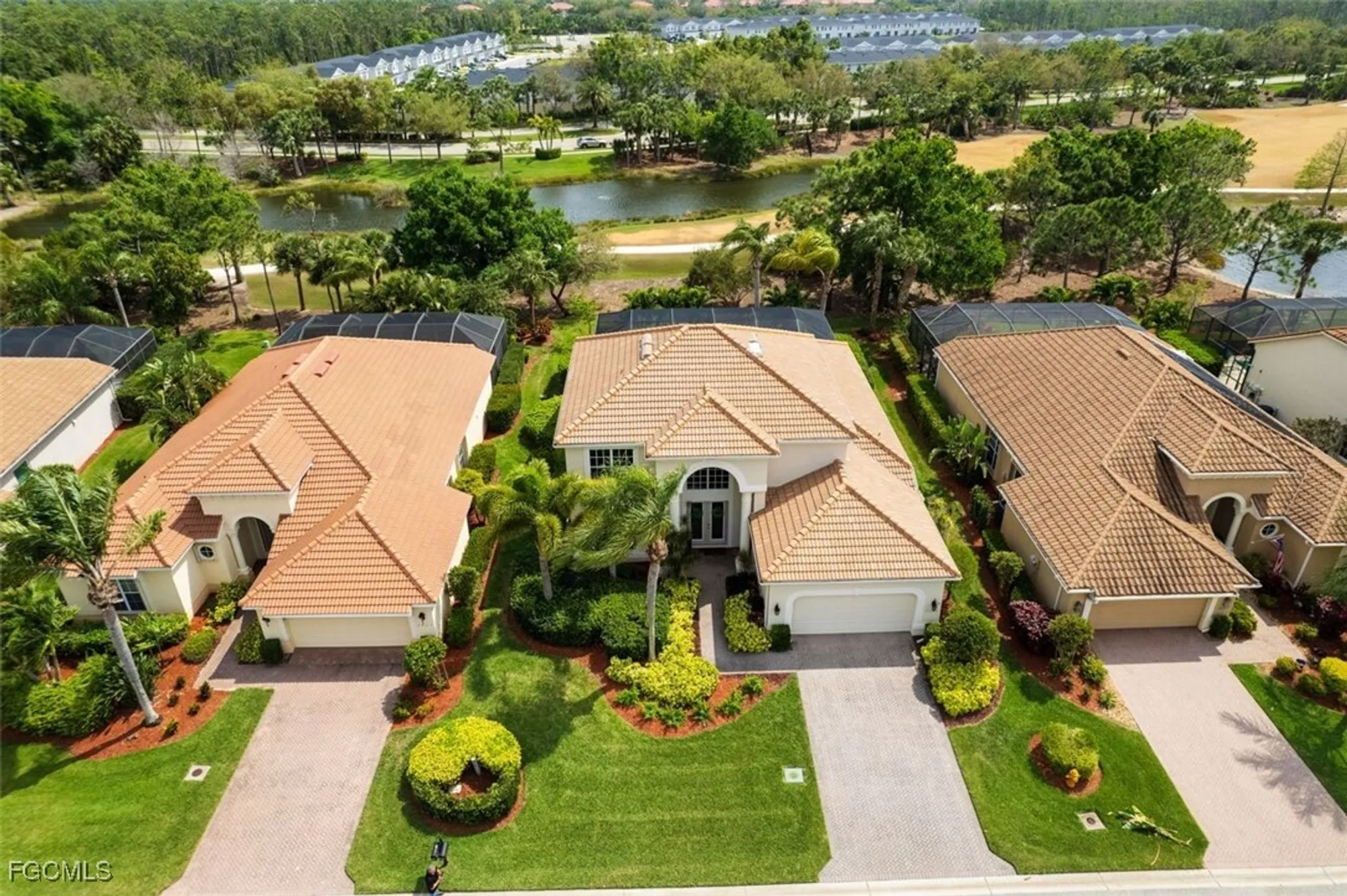 Property Slideshow image 2 of 50 | 9025 prosperity way, Fort Myers, FL, 33913