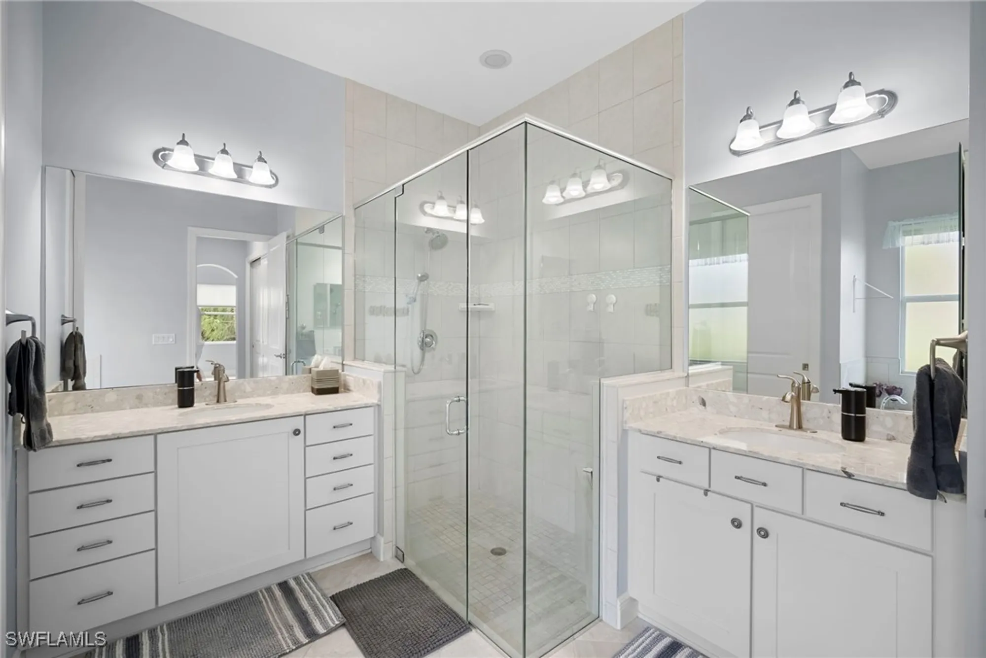 Property Slideshow image 26 of 43 | 10335 materita dr, Fort Myers, FL, 33913