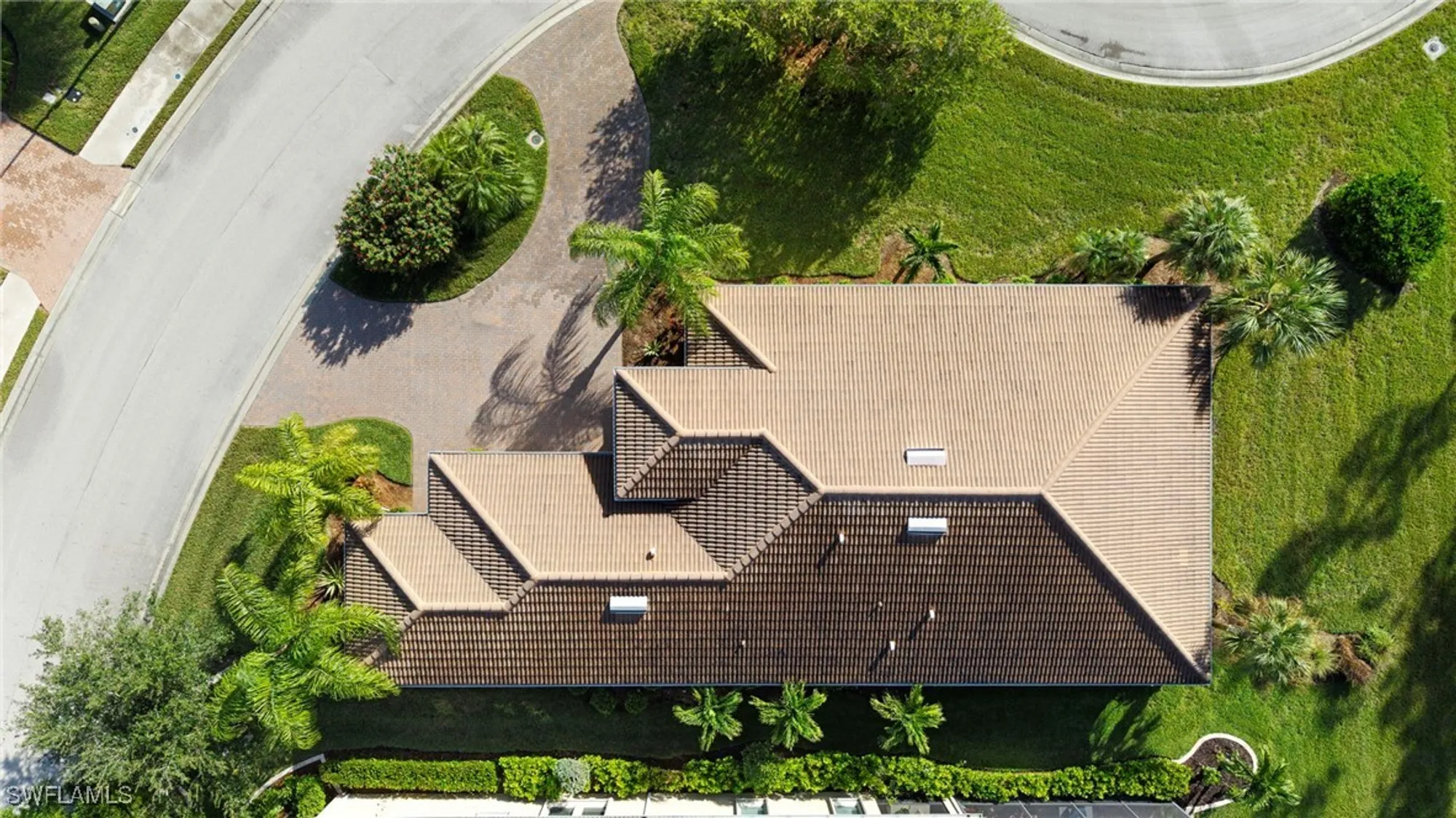 Property Slideshow image 33 of 43 | 10335 materita dr, Fort Myers, FL, 33913