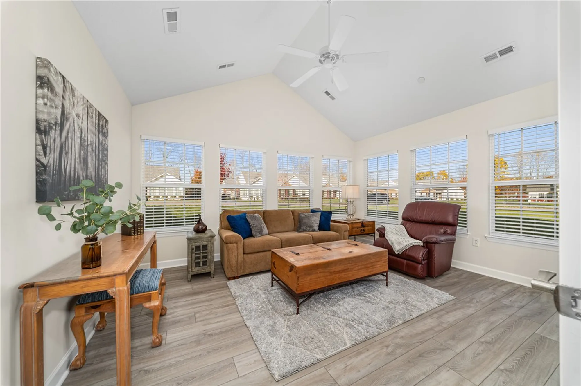 Property Slideshow image 14 of 39 | 6111 heatherfield ct, Harmony, PA, 16037