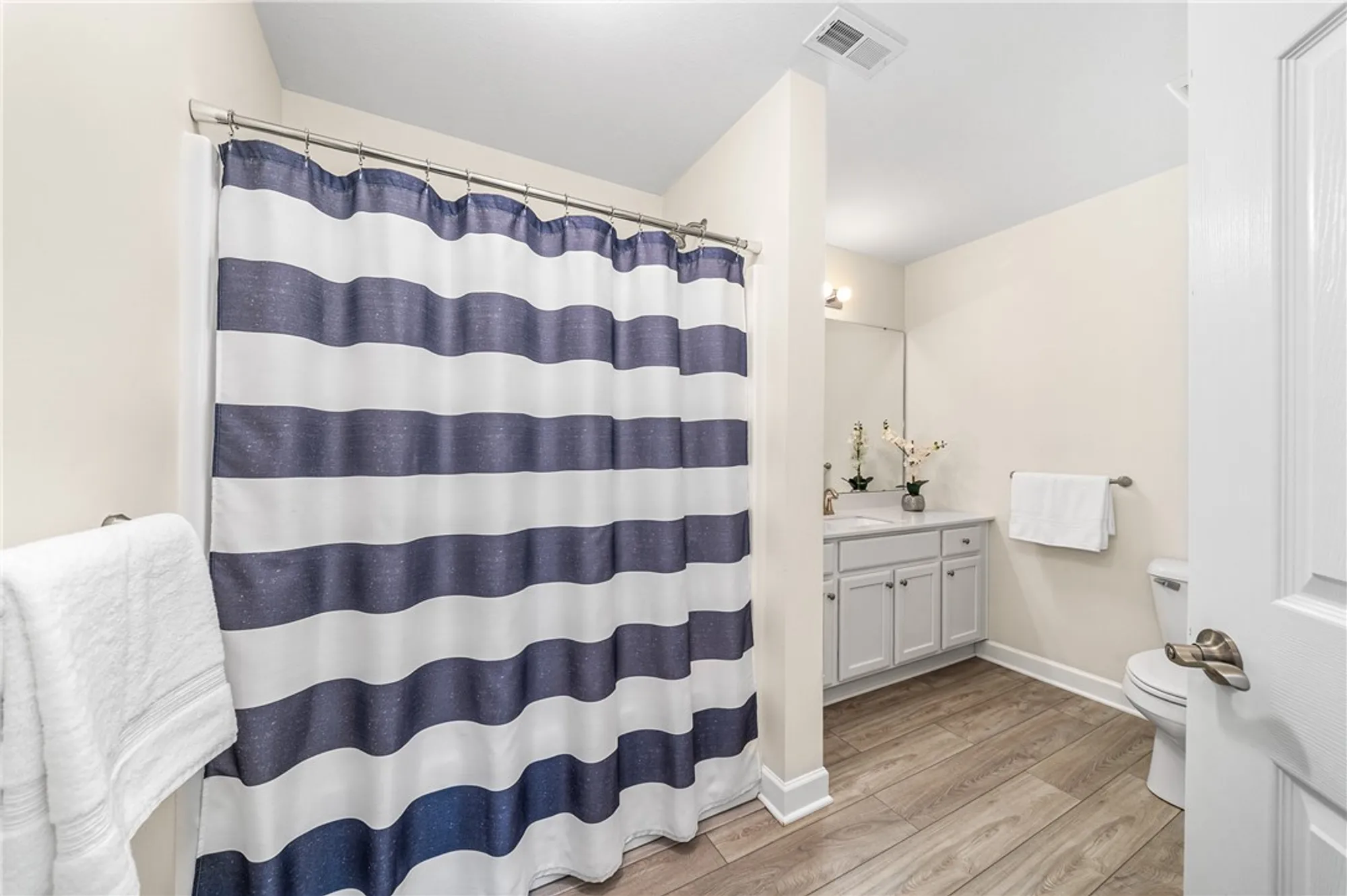 Property Slideshow image 31 of 39 | 6111 heatherfield ct, Harmony, PA, 16037