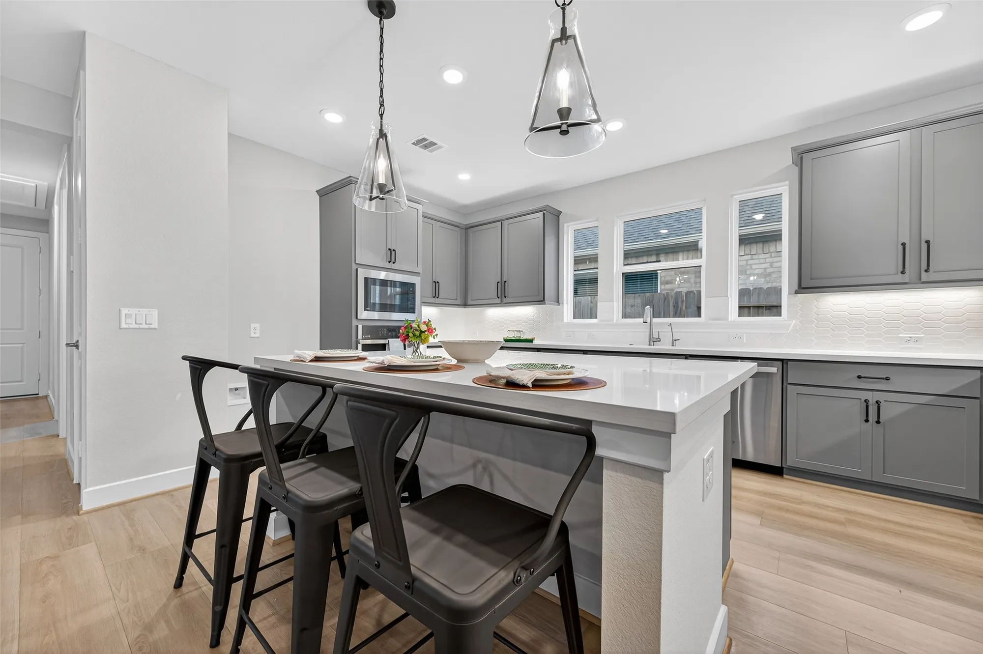 Property Slideshow image 17 of 34 | 29010 persimmon creek ct, Fulshear, TX, 77441