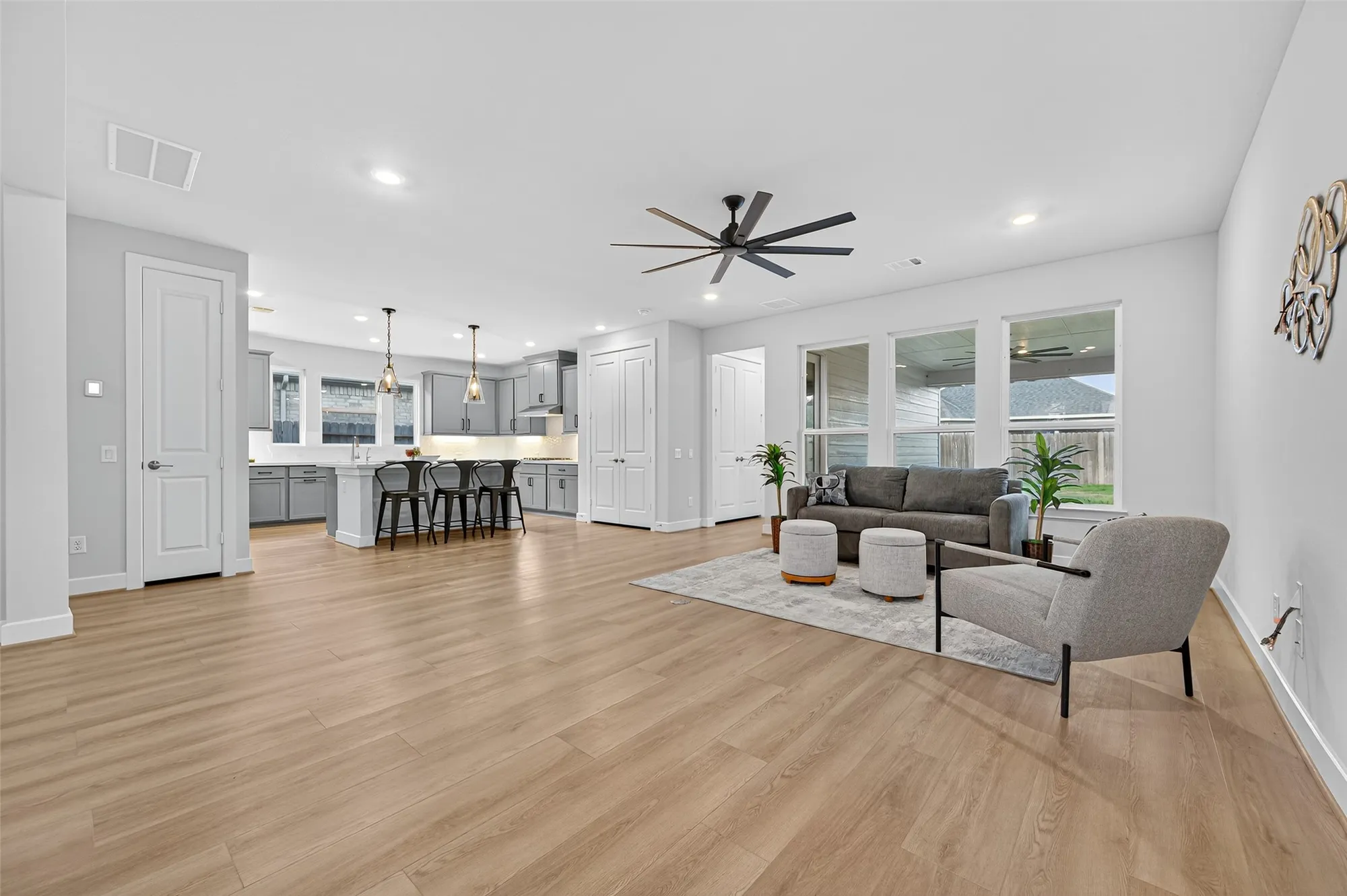 Property Slideshow image 1 of 34 | 29010 persimmon creek ct, Fulshear, TX, 77441