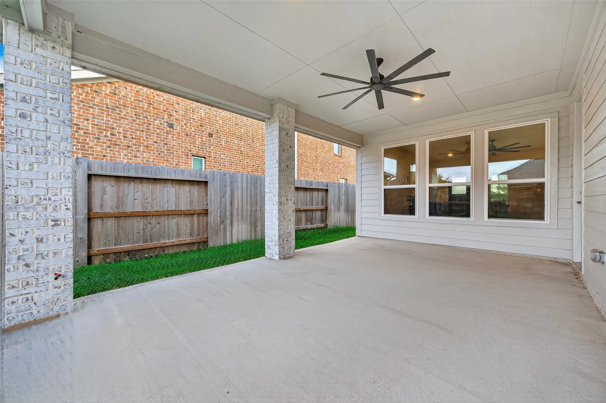 Property Slideshow image 32 of 34 | 29010 persimmon creek ct, Fulshear, TX, 77441