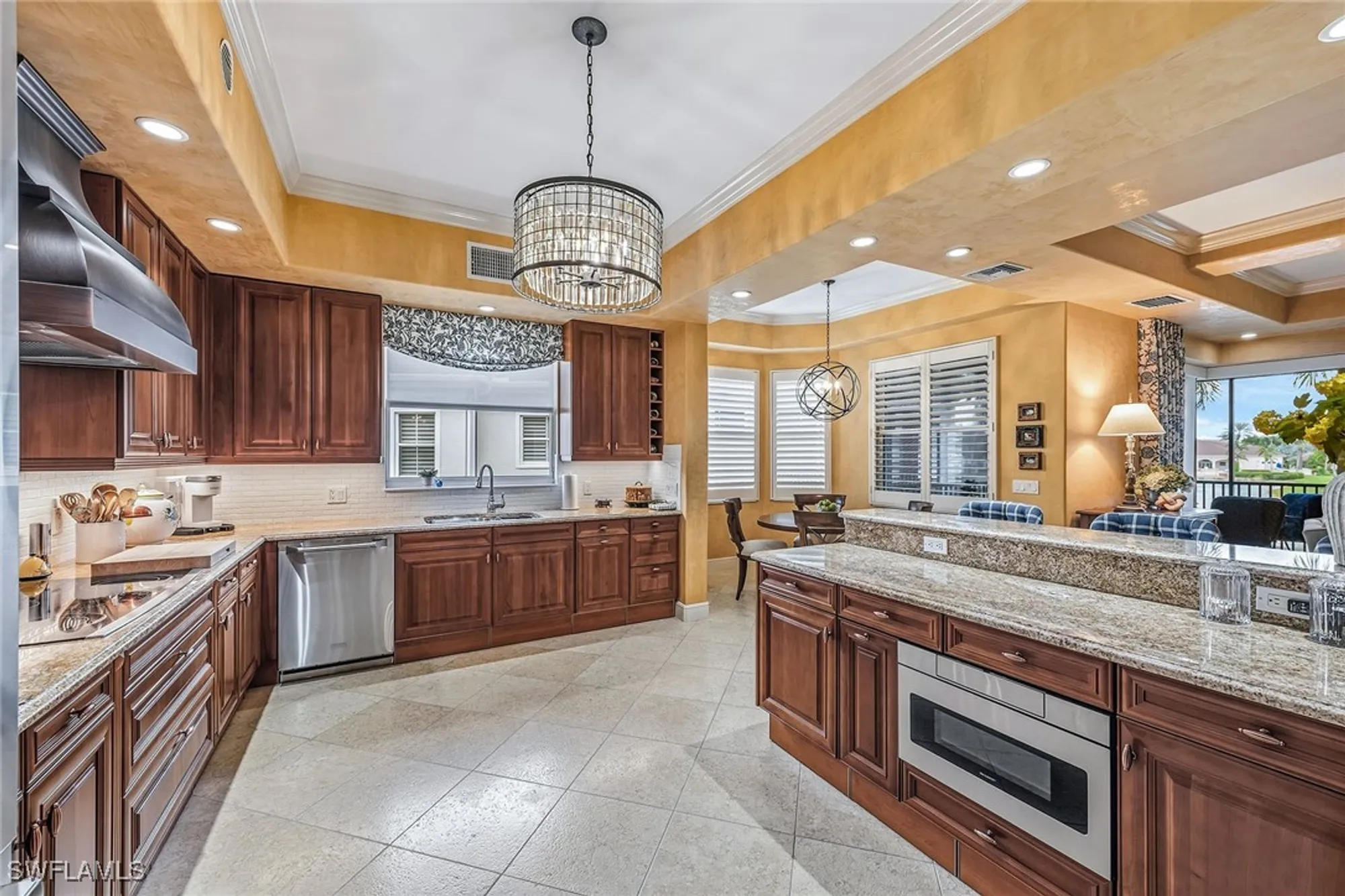 Property Slideshow image 10 of 34 | 537 avellino isles cir # 201, Naples, FL, 34119