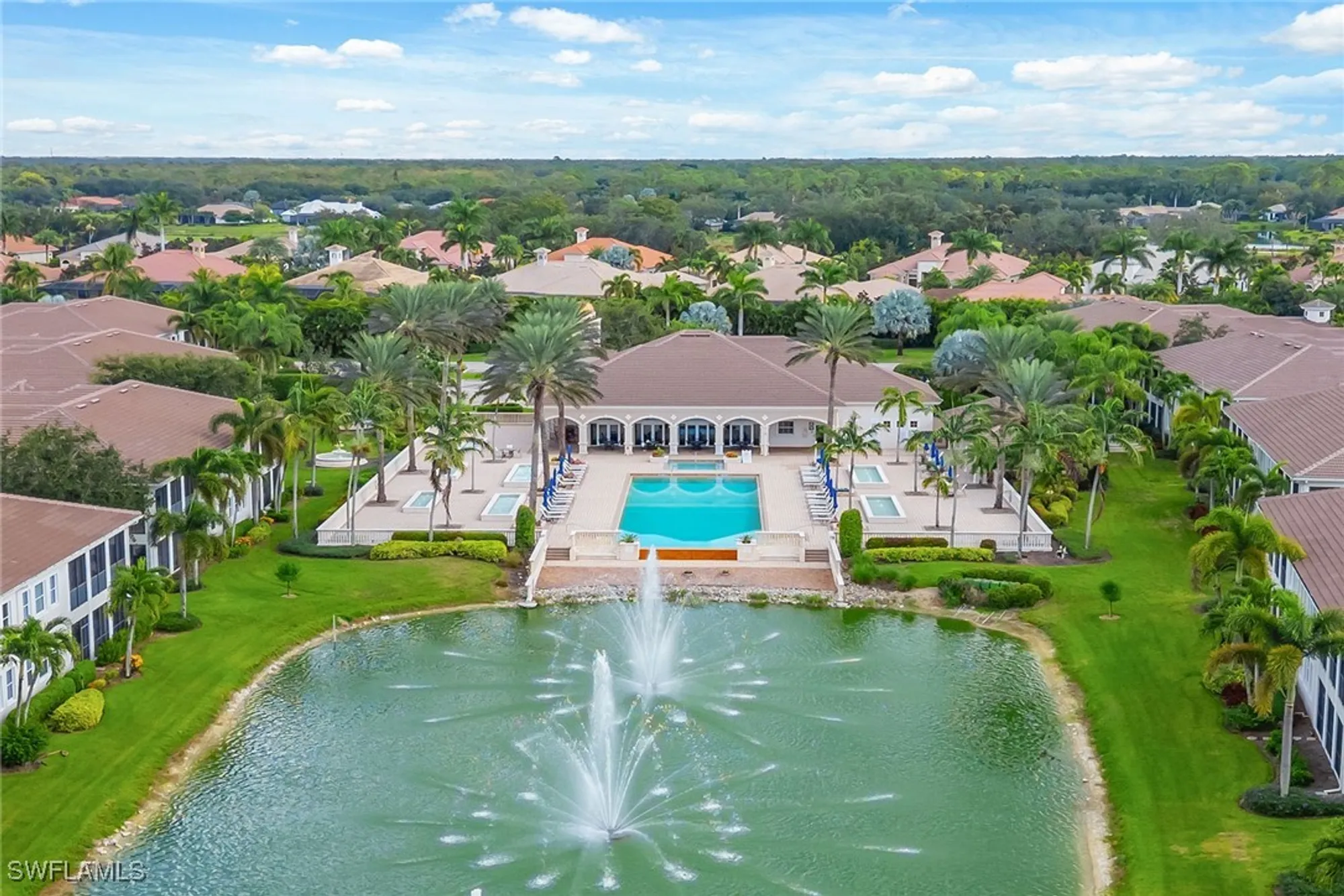 Property Slideshow image 32 of 34 | 537 avellino isles cir # 201, Naples, FL, 34119