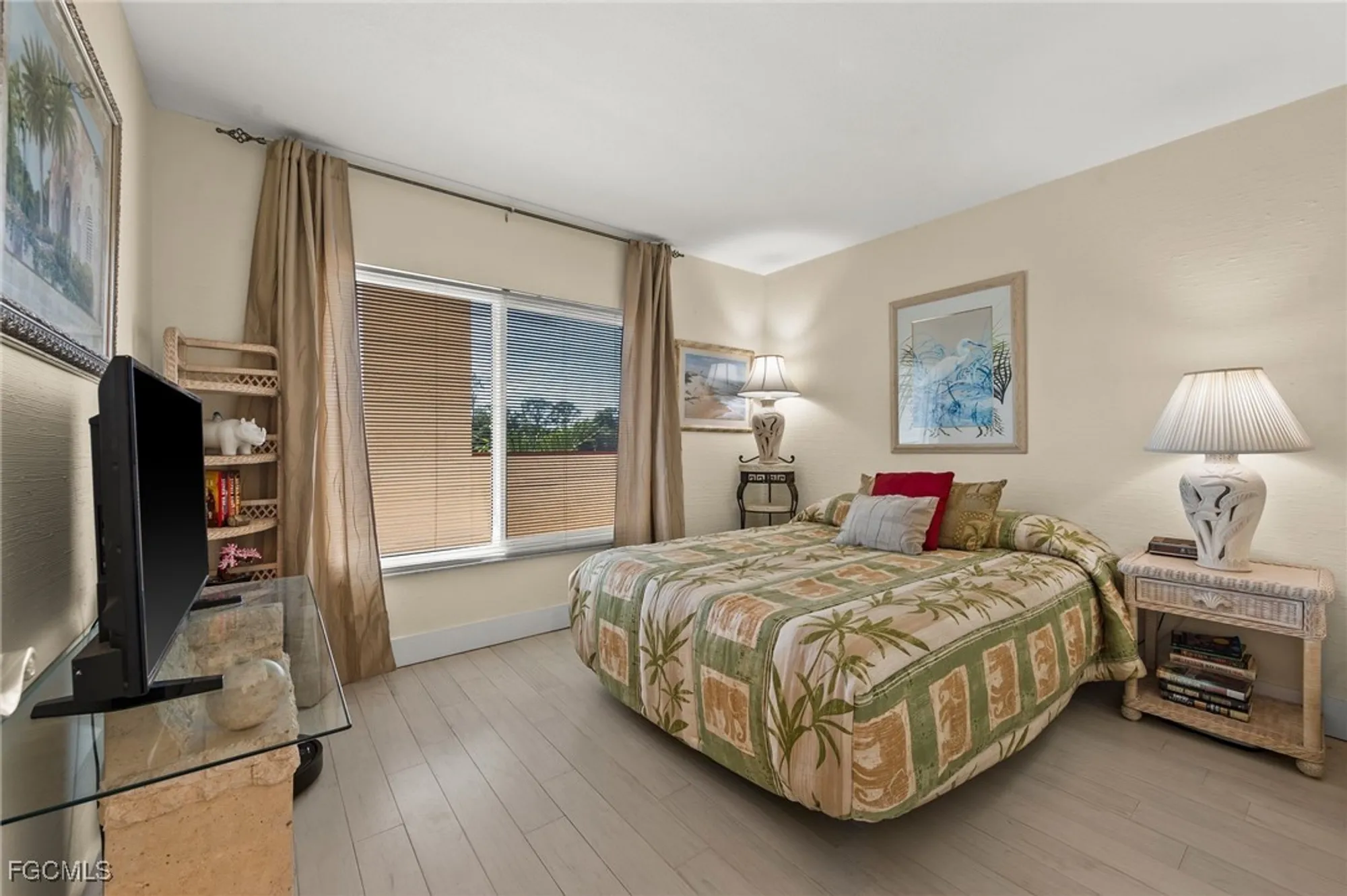 Property Slideshow image 22 of 36 | 7402 lake breeze dr apt 301, Fort Myers, FL, 33907