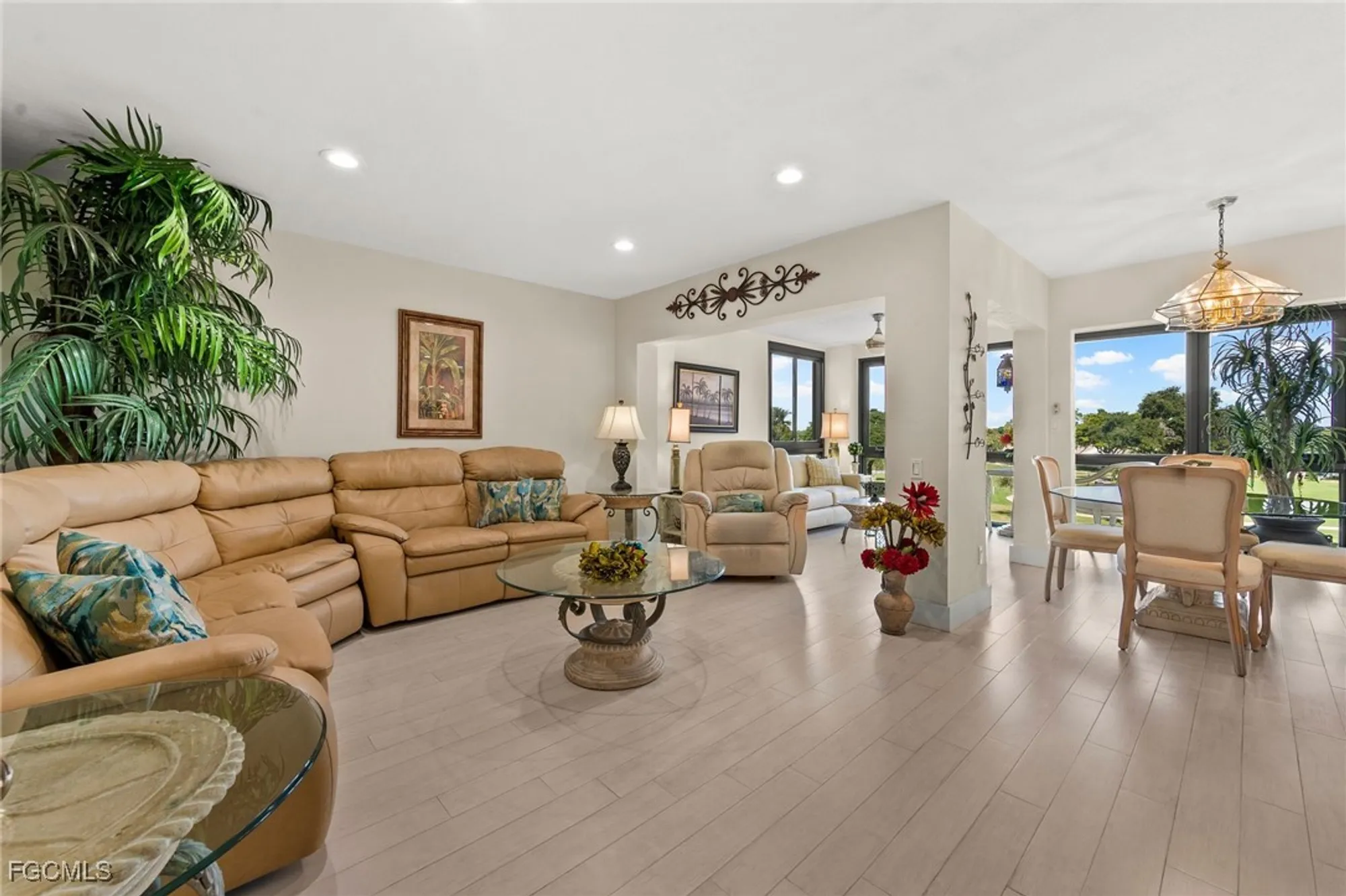 Property Slideshow image 8 of 36 | 7402 lake breeze dr apt 301, Fort Myers, FL, 33907