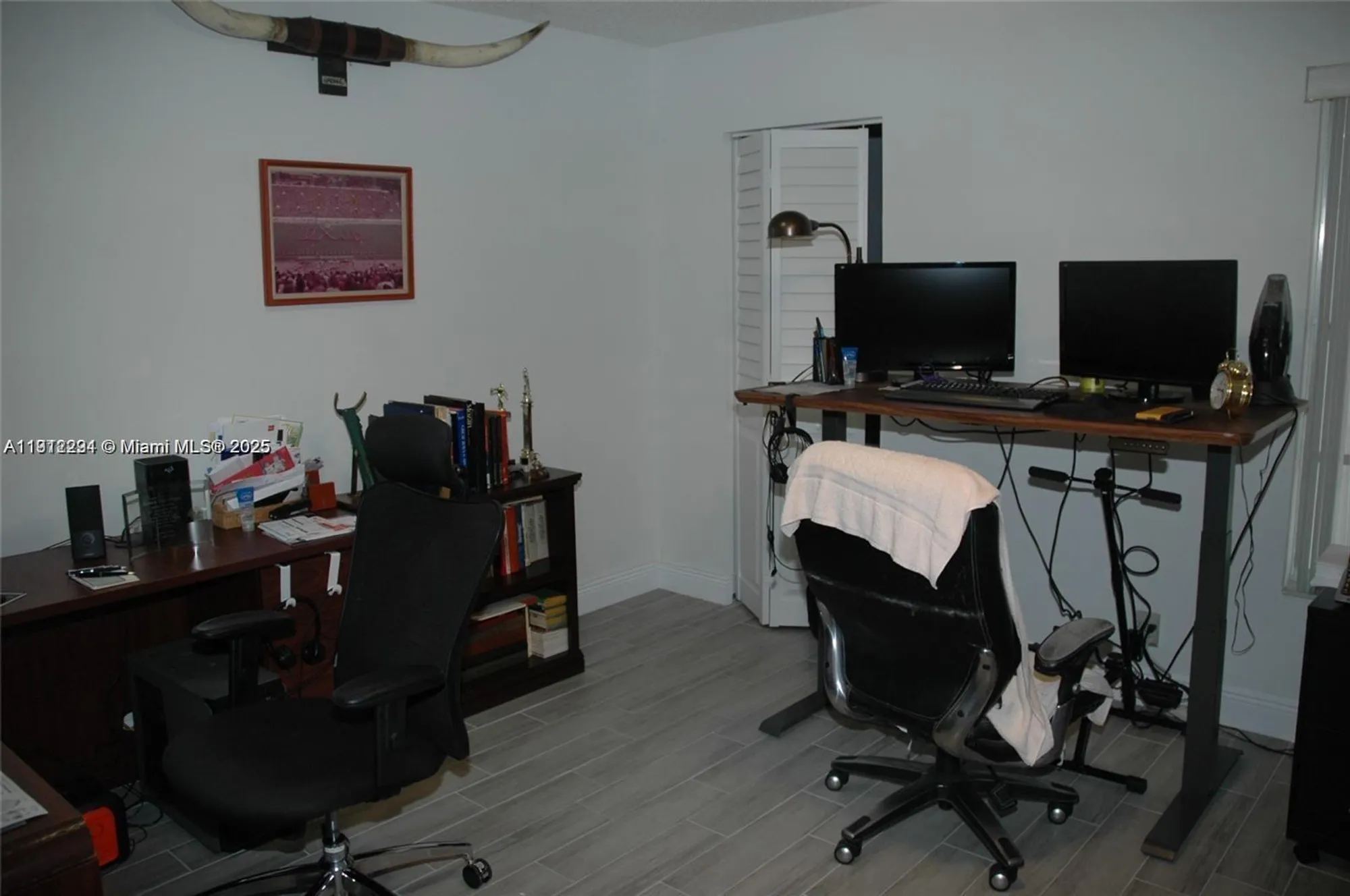 Property Slideshow image 19 of 48 | 3571 inverrary dr 201, Lauderhill, FL, 33319