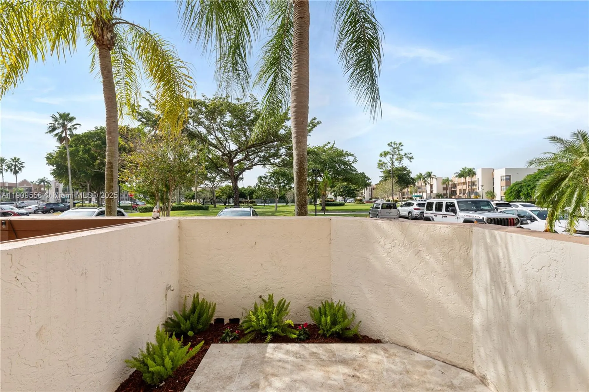 Property Slideshow image 34 of 38 | 7408 fairfax dr 108, Tamarac, FL, 33321