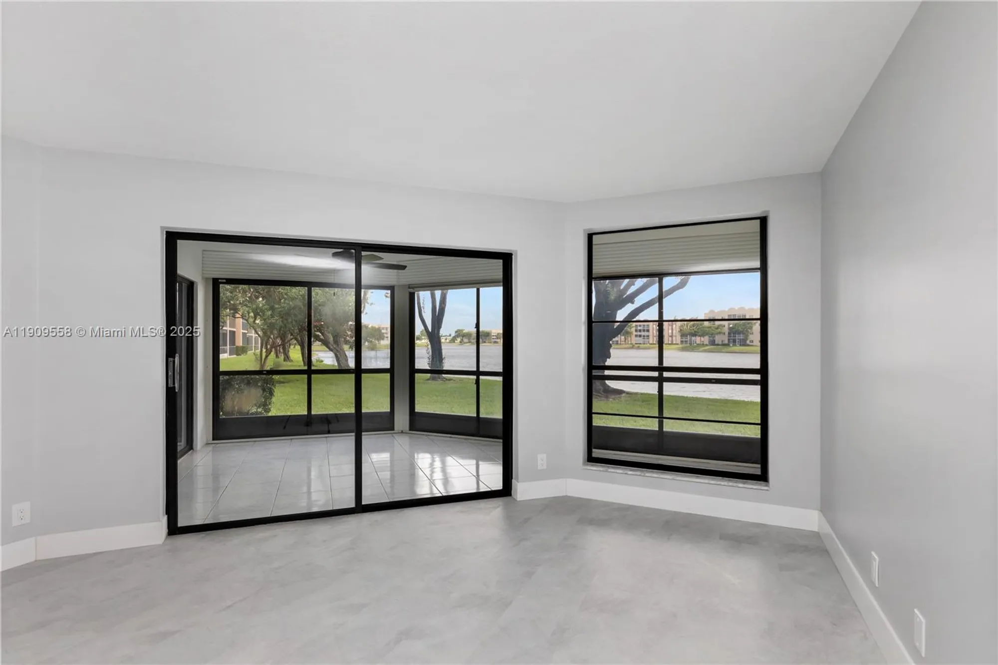 Property Slideshow image 7 of 38 | 7408 fairfax dr 108, Tamarac, FL, 33321