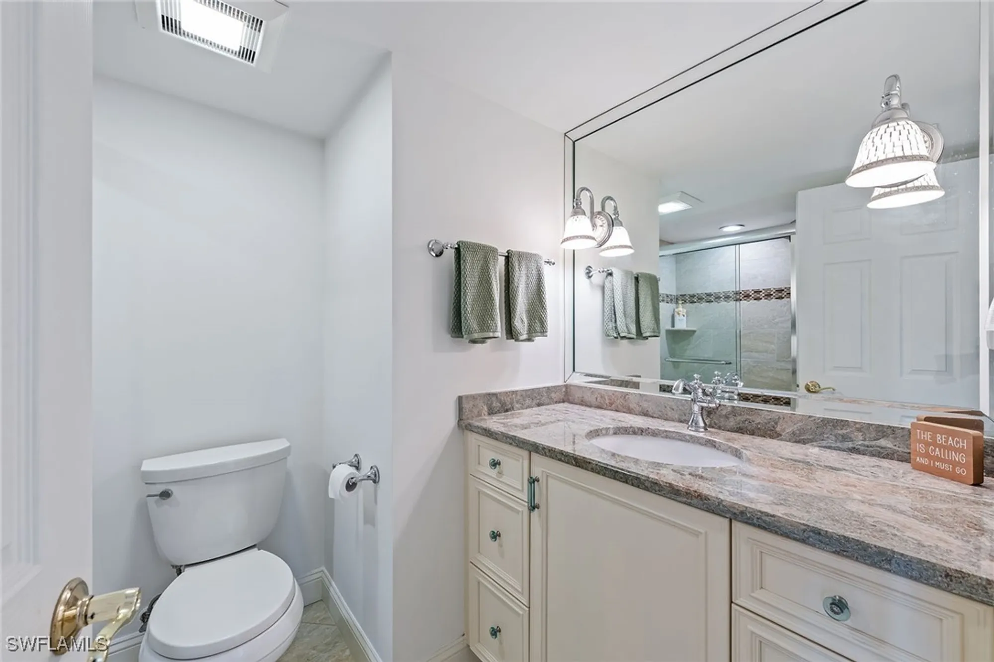 Property Slideshow image 19 of 31 | 3399 gulf shore blvd 309, Naples, FL, 34103