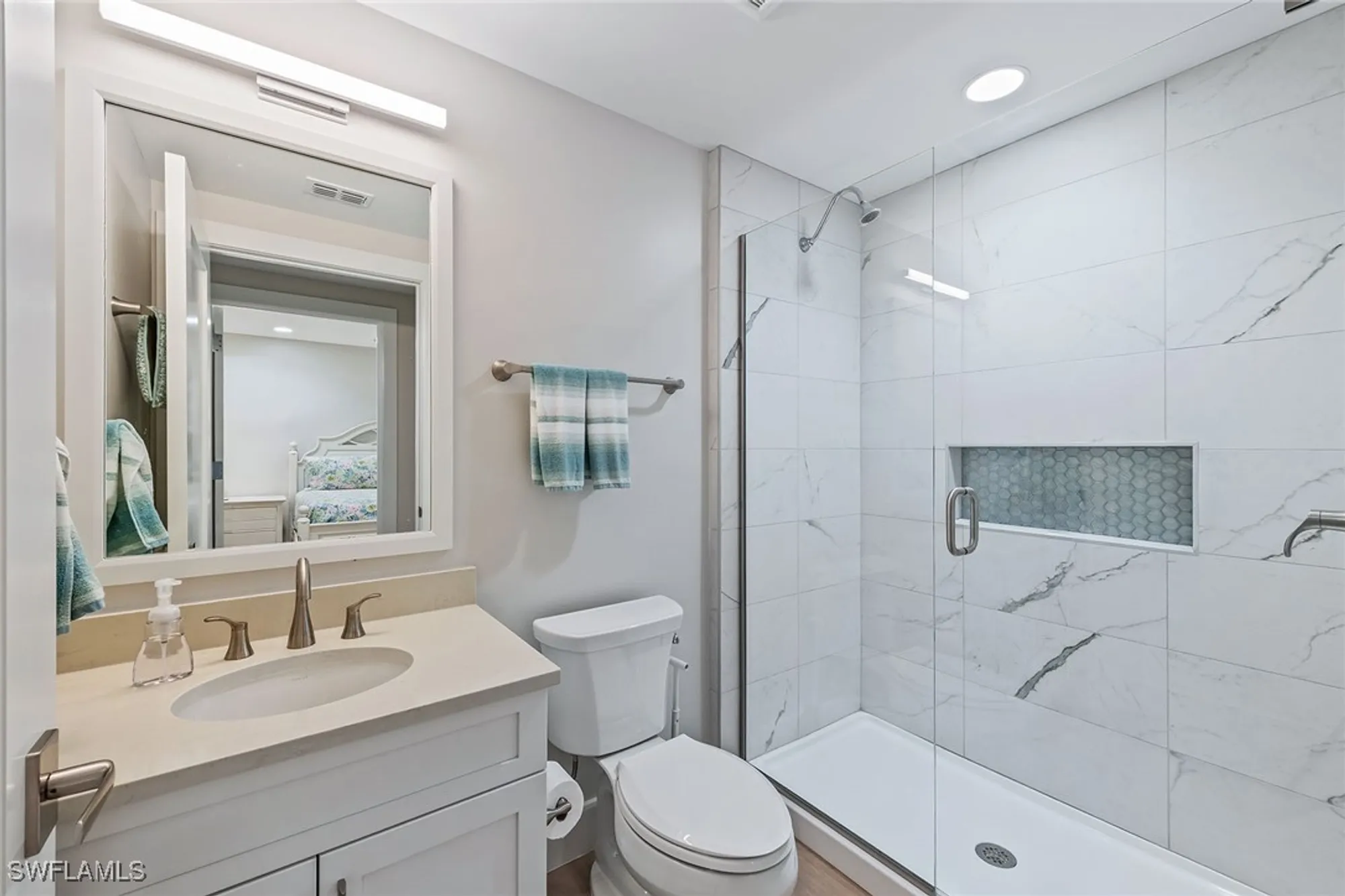 Property Slideshow image 27 of 31 | 3399 gulf shore blvd 309, Naples, FL, 34103