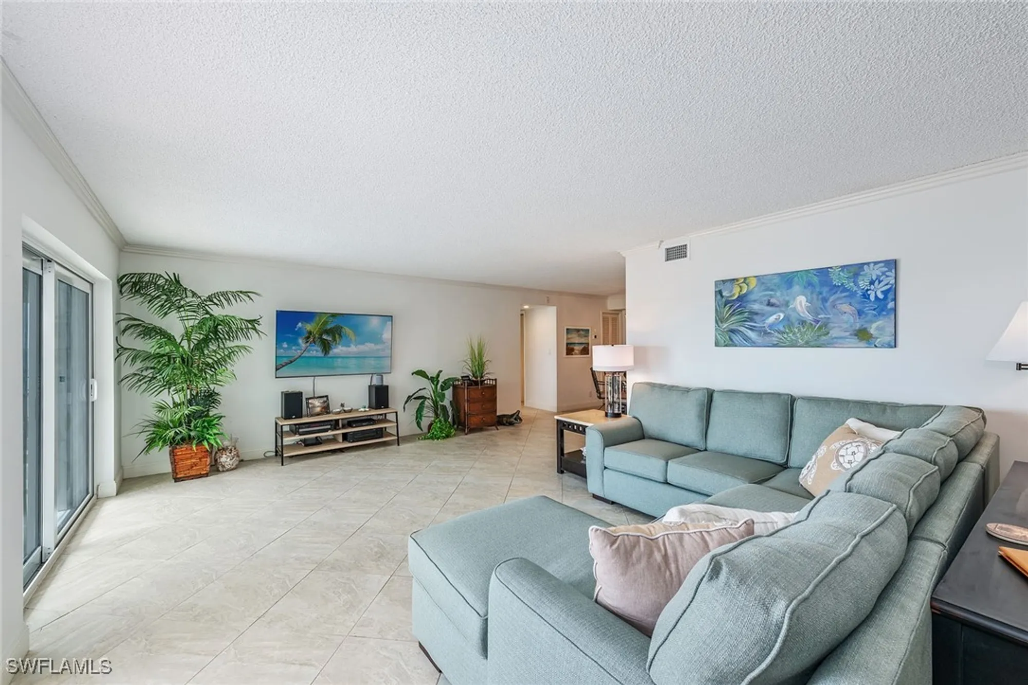 Property Slideshow image 7 of 31 | 3399 gulf shore blvd 309, Naples, FL, 34103